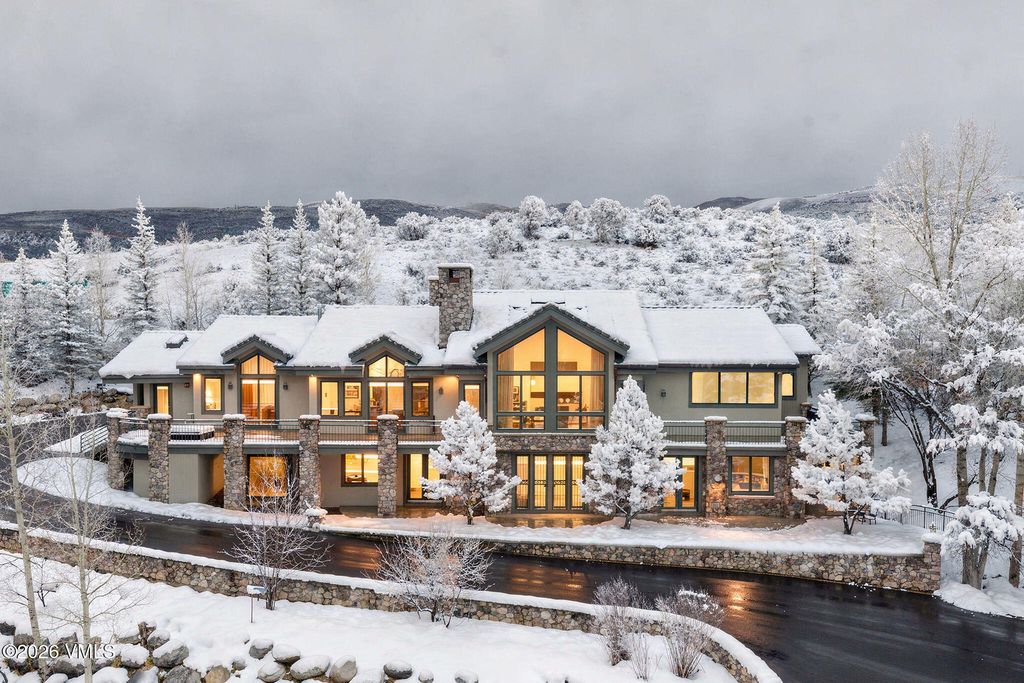 Photo of 231 Mesquite Drive, Edwards, CO 81632 (MLS # 1013598)