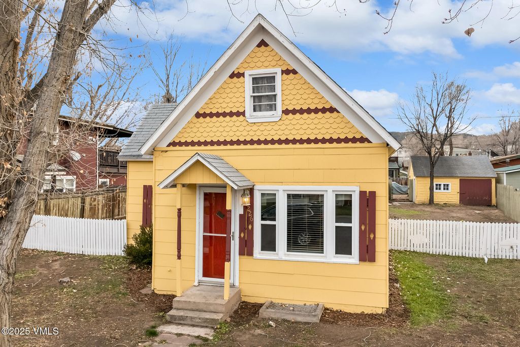 Photo of 226 Capitol Street, Eagle, CO 81631 (MLS # 1013077)