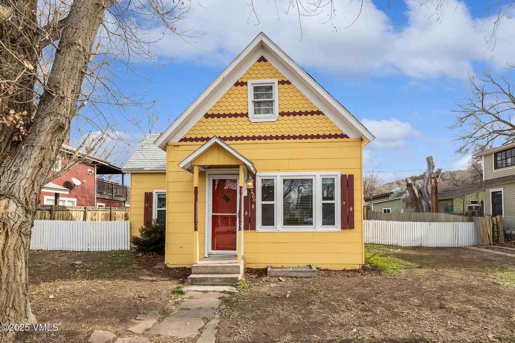 Photo of 226 Capitol Street, Eagle, CO 81631 (MLS # 1013077)