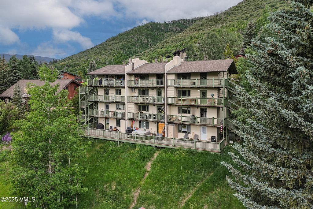 Photo of 2448 Garmisch Drive #7, Vail, CO 81657 (MLS # 1012177)