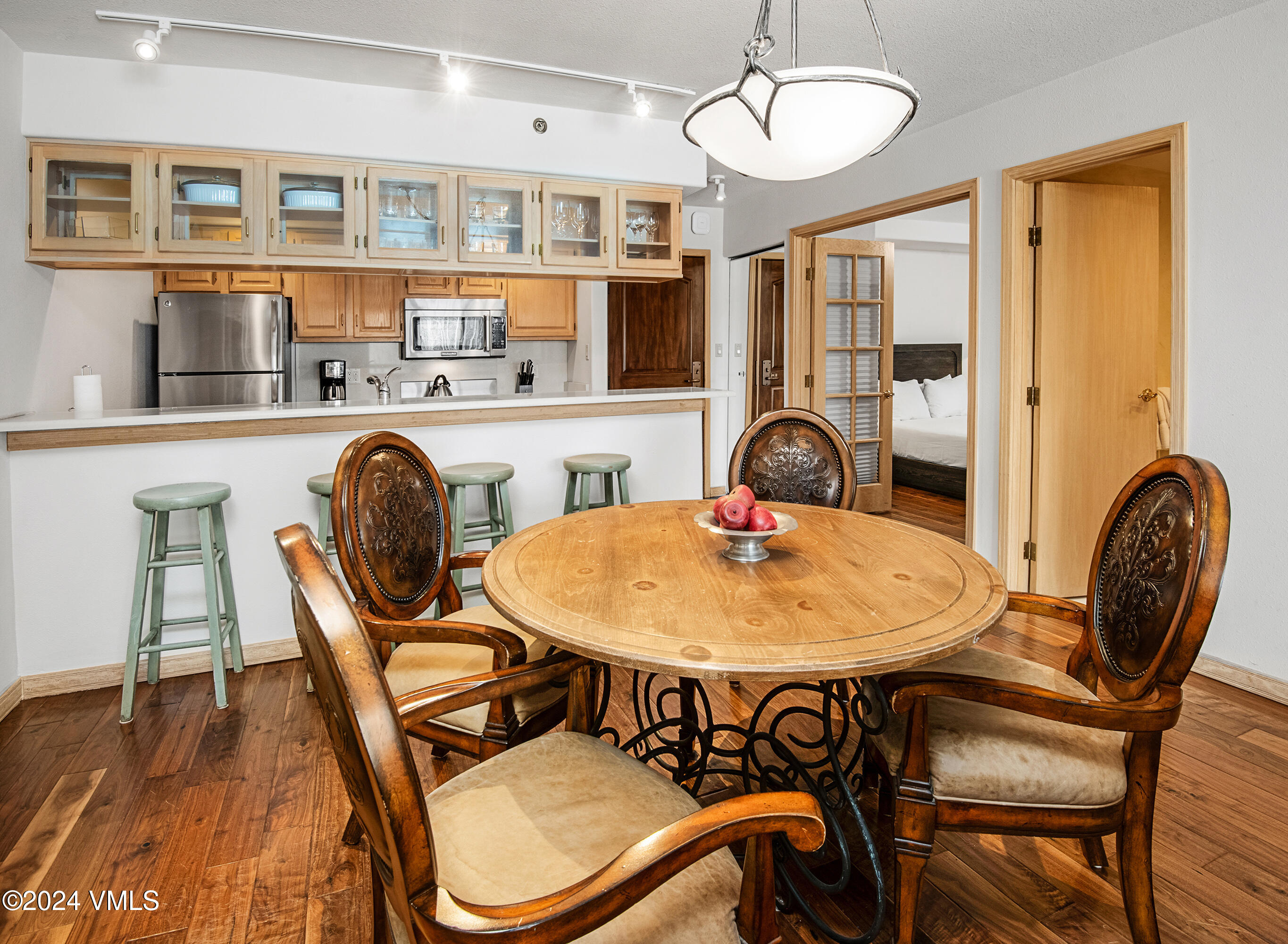 Beaver Creek, Colorado 81620, United States, 2 Bedrooms Bedrooms, ,2 BathroomsBathrooms,Residential,Pending,51298