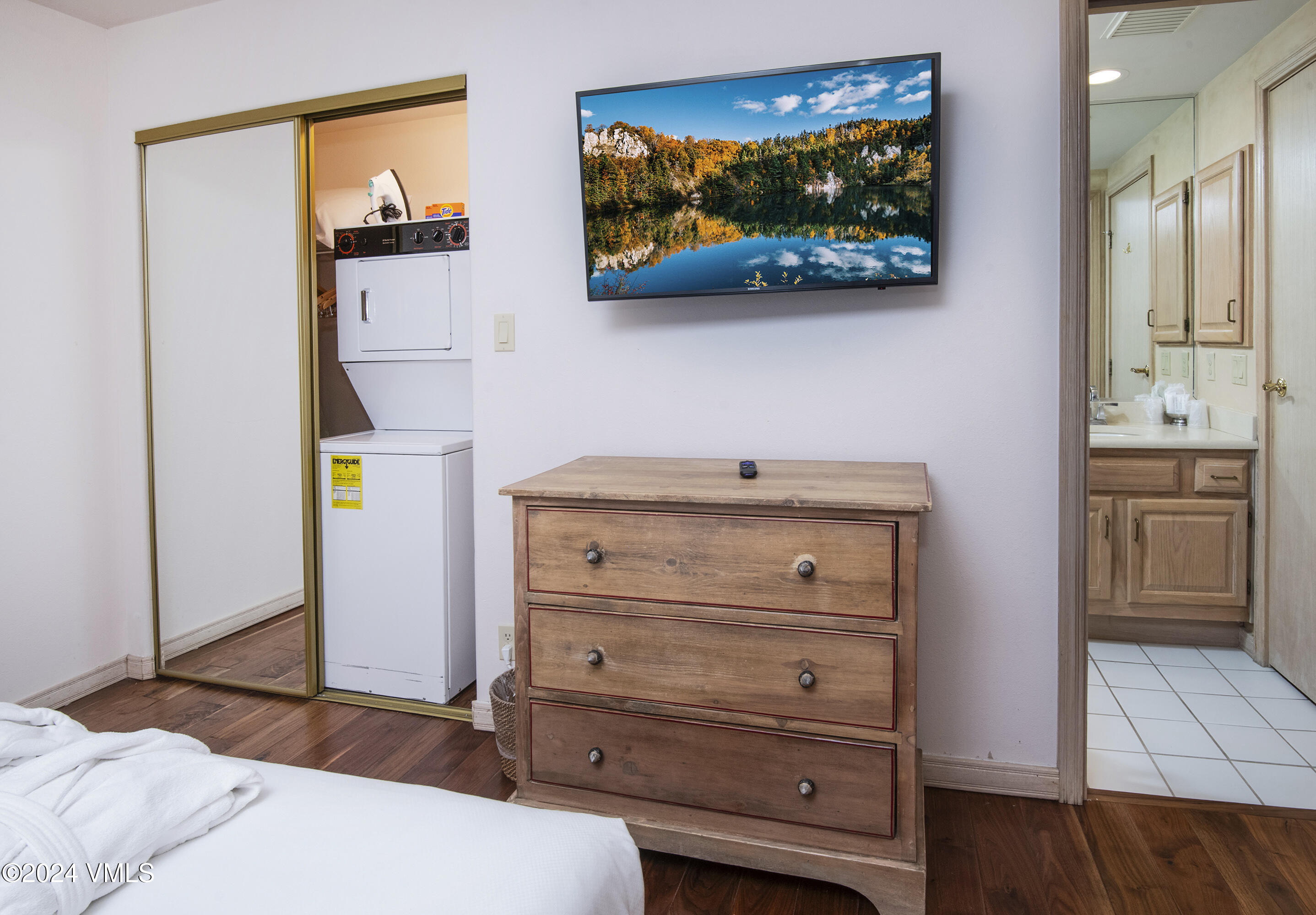 Beaver Creek, Colorado 81620, United States, 2 Bedrooms Bedrooms, ,2 BathroomsBathrooms,Residential,Pending,51298