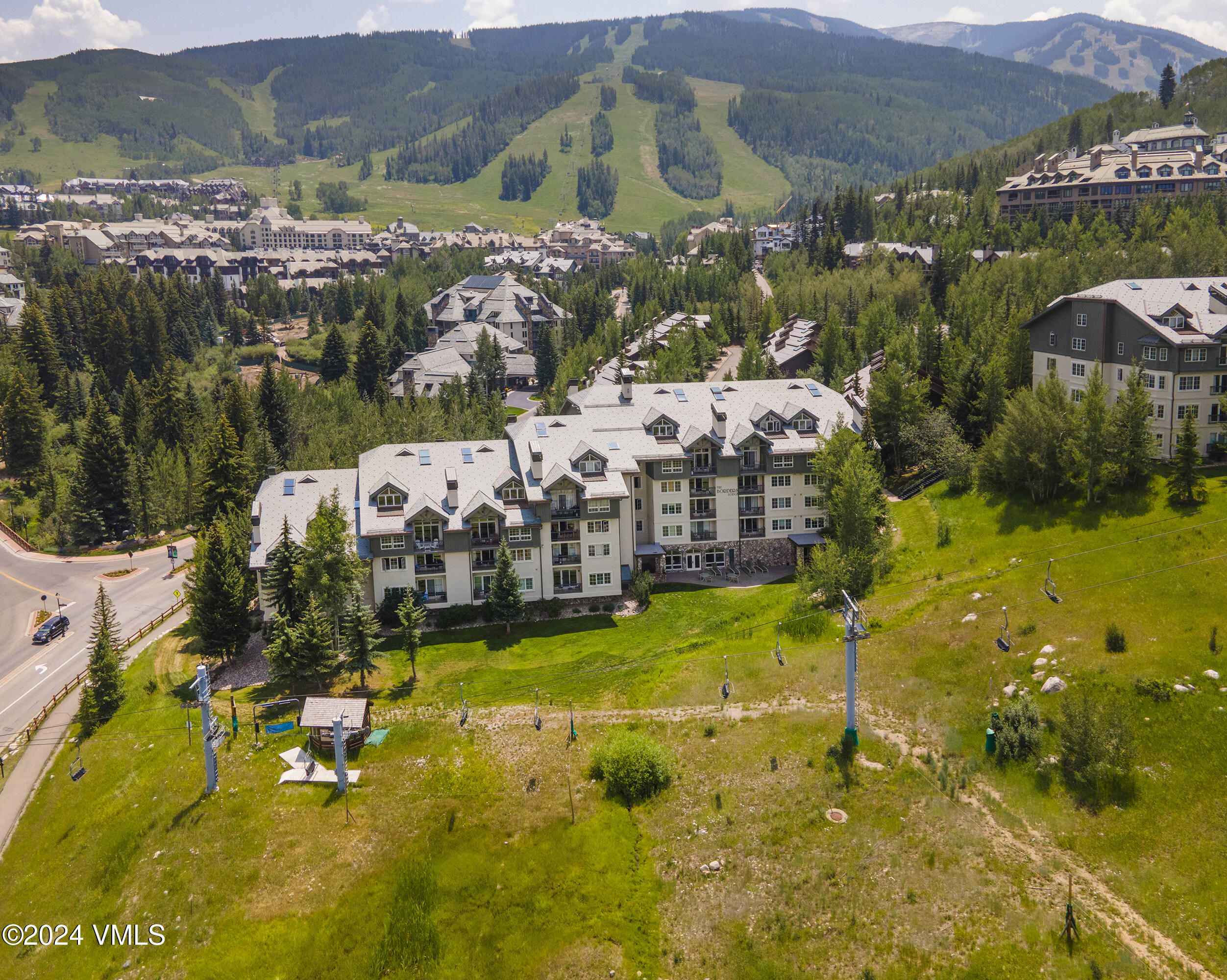Beaver Creek, Colorado 81620, United States, 2 Bedrooms Bedrooms, ,2 BathroomsBathrooms,Residential,Pending,51298