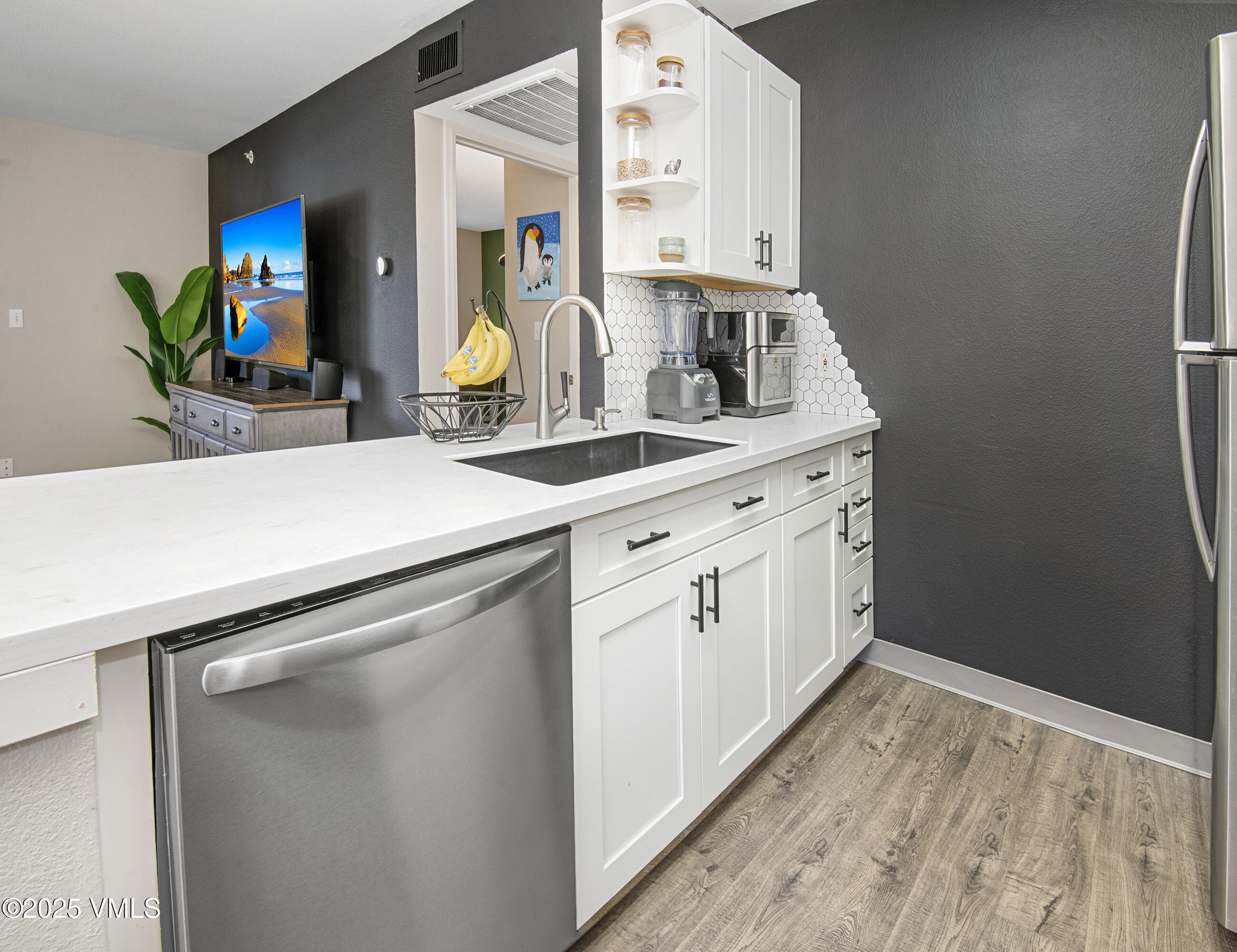 Gypsum, Colorado 81637, United States, 2 Bedrooms Bedrooms, ,2 BathroomsBathrooms,Residential,Active,202756