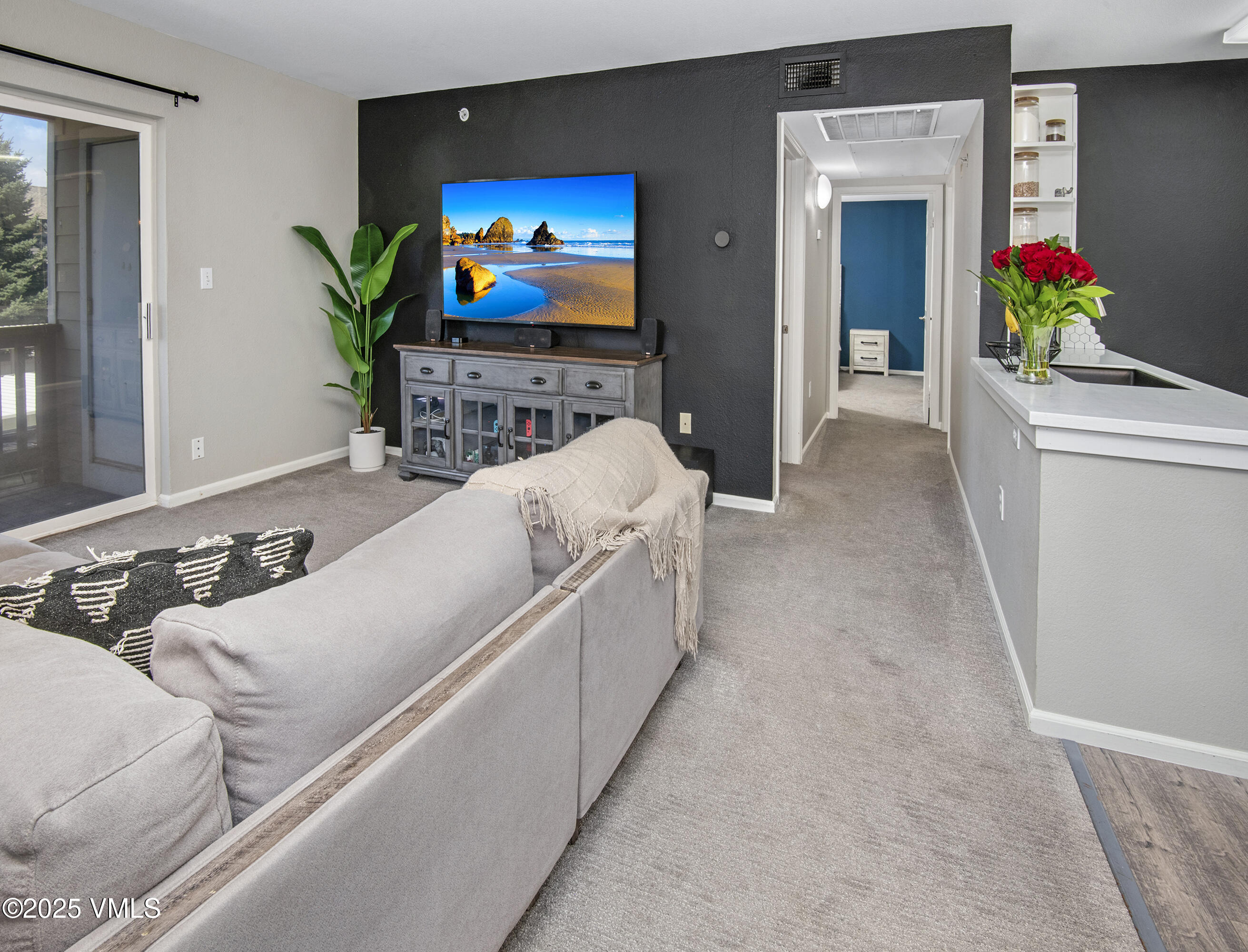 Gypsum, Colorado 81637, United States, 2 Bedrooms Bedrooms, ,2 BathroomsBathrooms,Residential,Active,202756