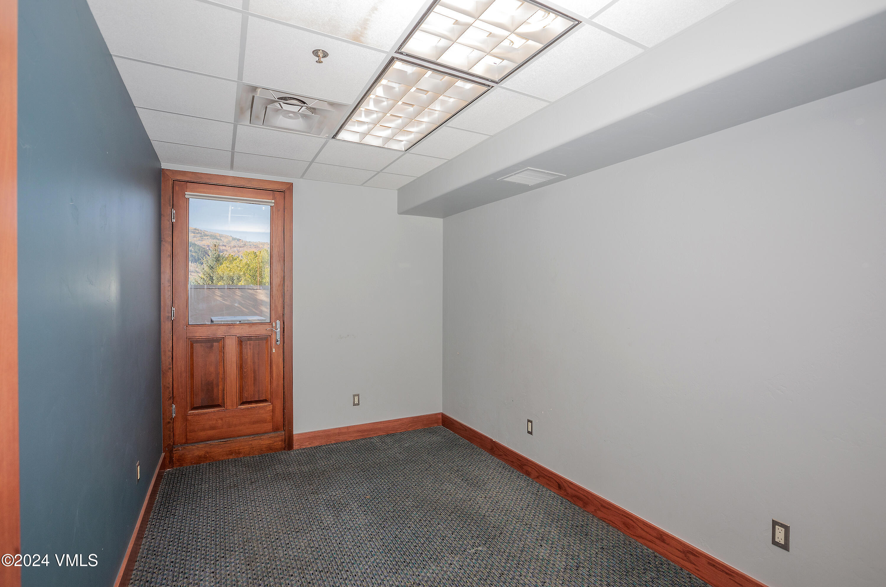 Avon, Colorado 81620, United States, ,Commercial,Active,150330