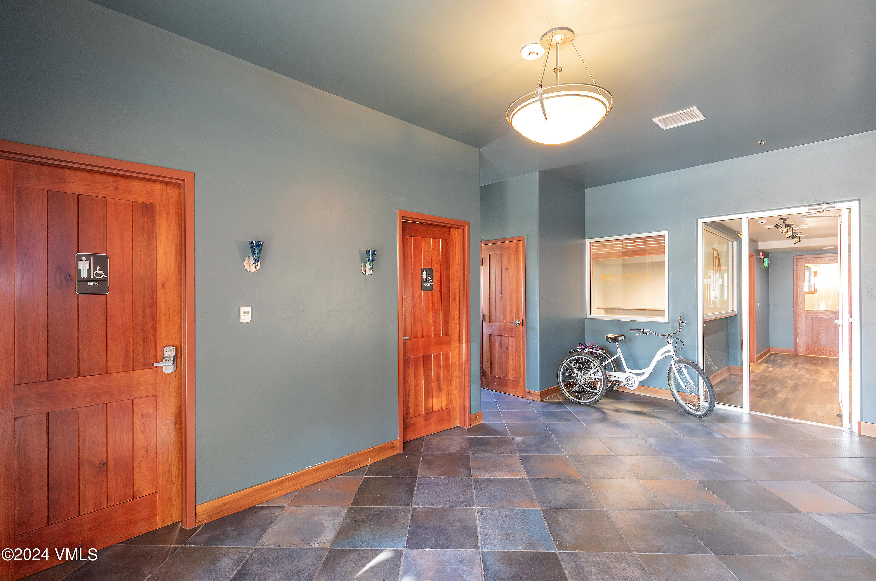 Avon, Colorado 81620, United States, ,Commercial,Active,150330