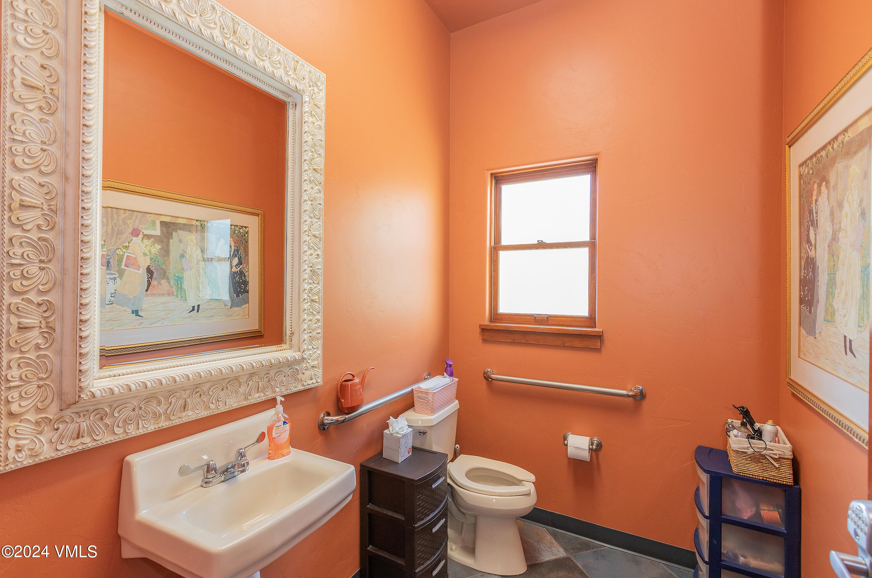 Avon, Colorado 81620, United States, ,Commercial,Active,150330