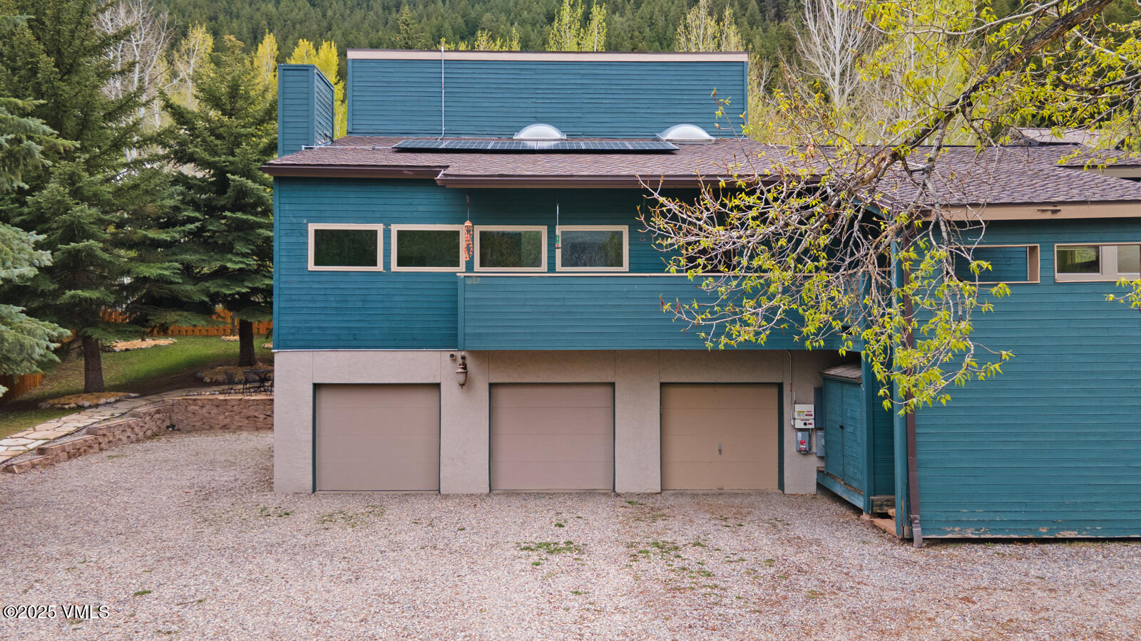 Avon, Colorado 81620, United States, 4 Bedrooms Bedrooms, ,3 BathroomsBathrooms,Residential,Pending,124486