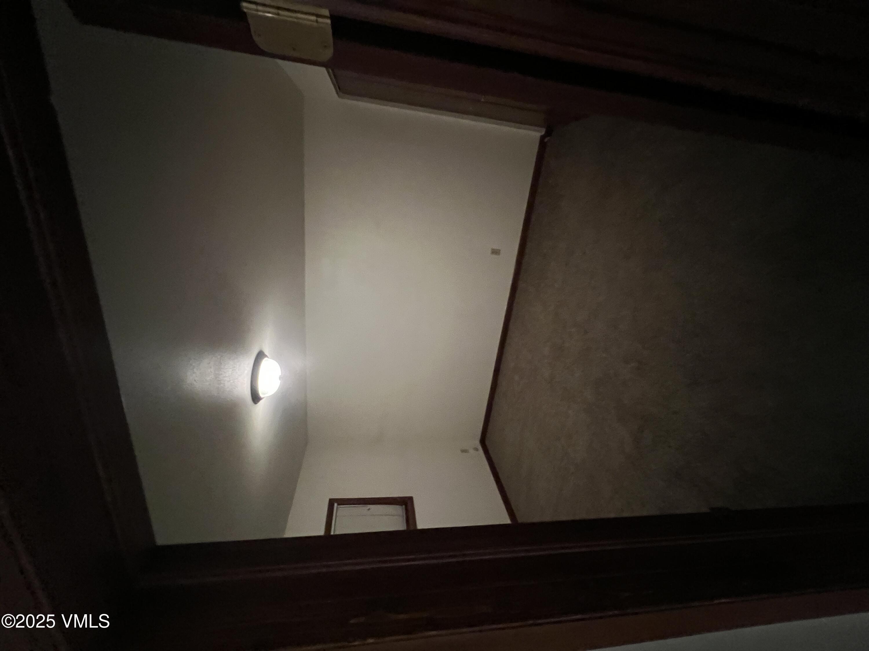 Avon, Colorado 81620, United States, 4 Bedrooms Bedrooms, ,3 BathroomsBathrooms,Residential,Pending,124486