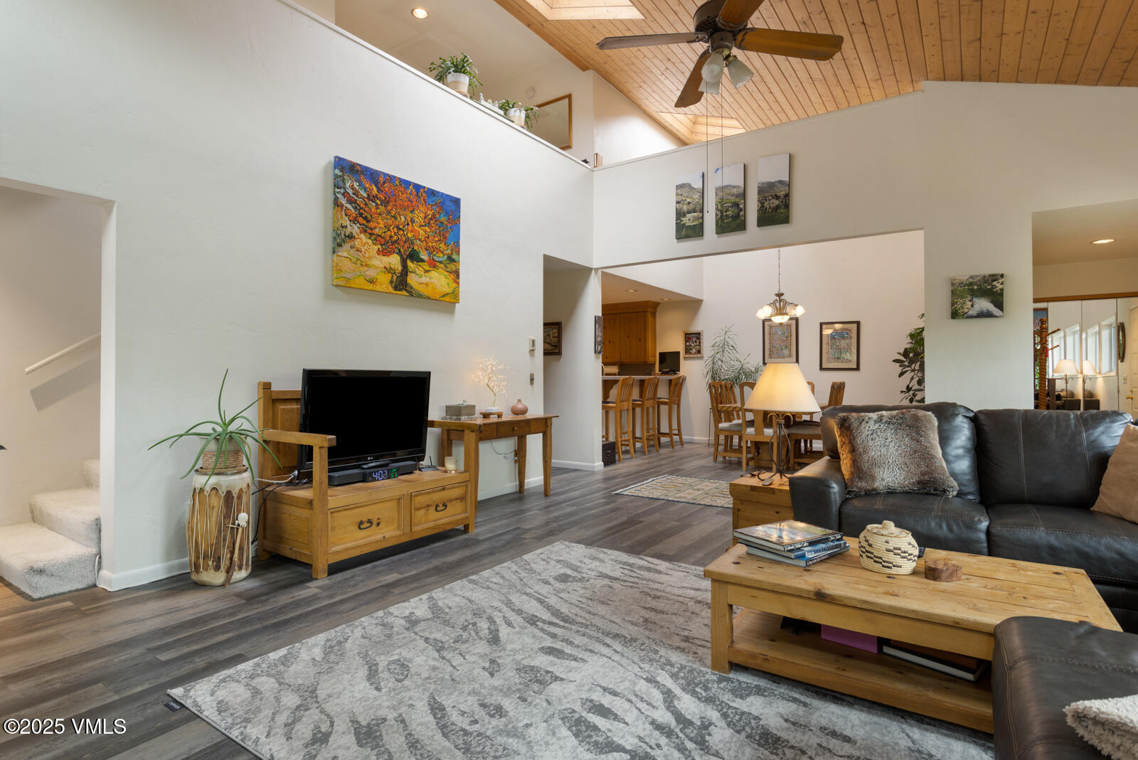 Avon, Colorado 81620, United States, 4 Bedrooms Bedrooms, ,3 BathroomsBathrooms,Residential,Pending,124486