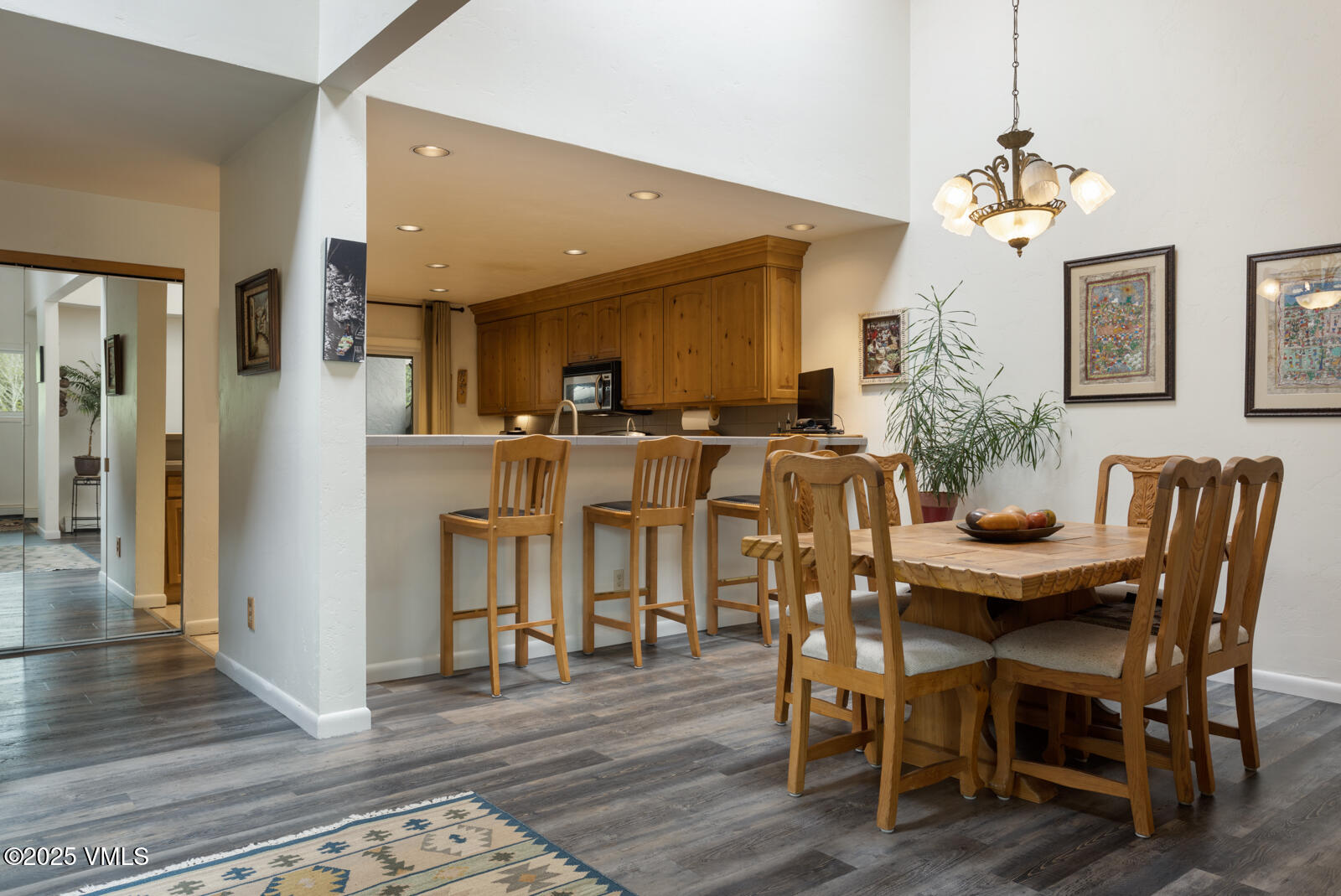 Avon, Colorado 81620, United States, 4 Bedrooms Bedrooms, ,3 BathroomsBathrooms,Residential,Pending,124486