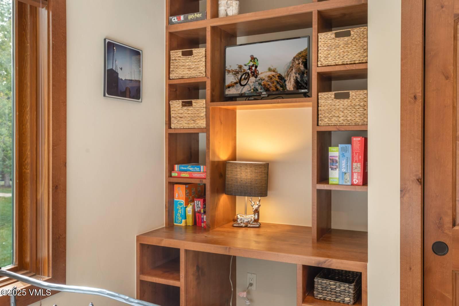 Vail, Colorado 81657, United States, 3 Bedrooms Bedrooms, ,2 BathroomsBathrooms,Residential,Active,165352