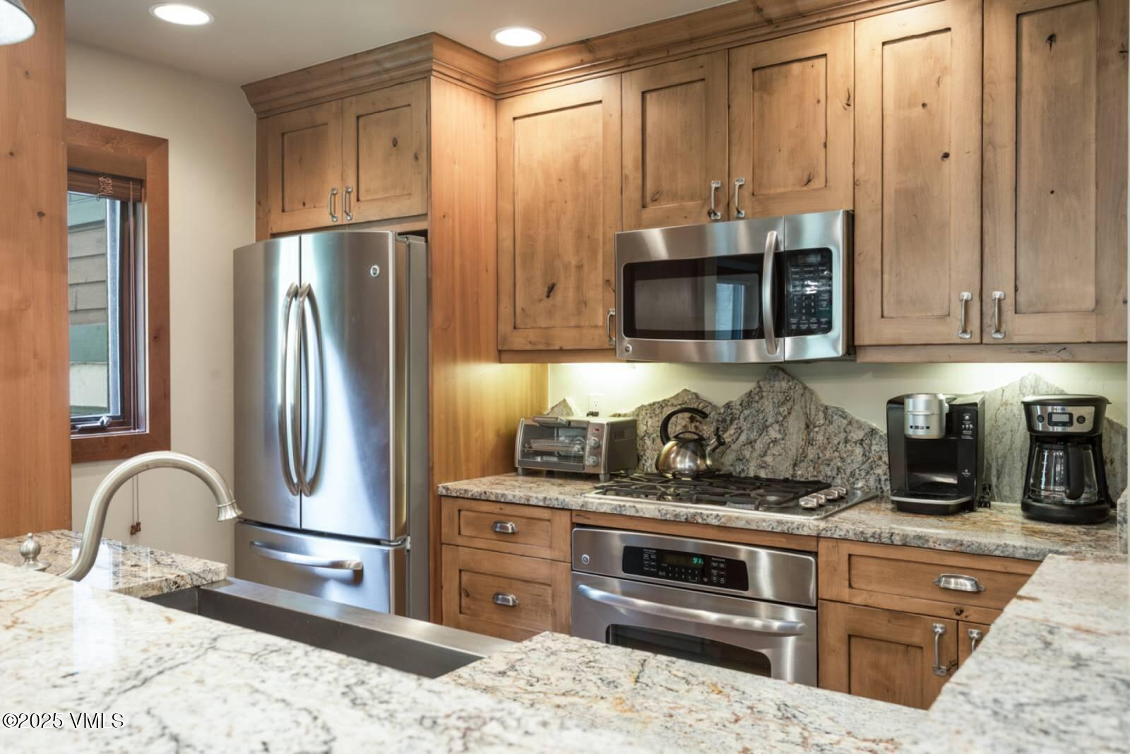 Vail, Colorado 81657, United States, 3 Bedrooms Bedrooms, ,2 BathroomsBathrooms,Residential,Active,165352