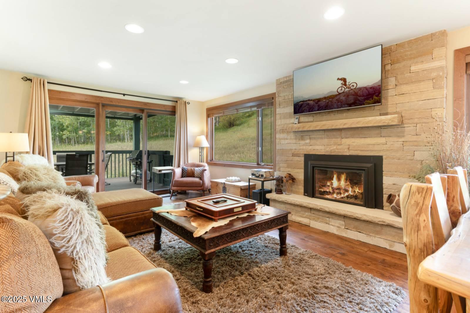 Vail, Colorado 81657, United States, 3 Bedrooms Bedrooms, ,2 BathroomsBathrooms,Residential,Active,165352