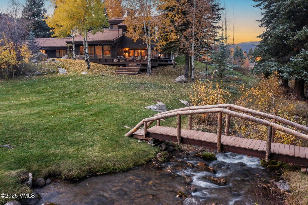 Photo of 304 Meadow Road, Edwards, CO 81632 (MLS # 1012952)