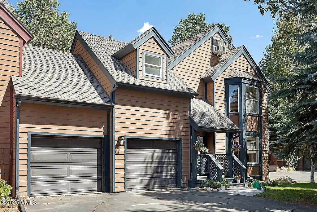 Photo of 823 Edwards Village Boulevard #8, Edwards, CO 81632 (MLS # 1013108)