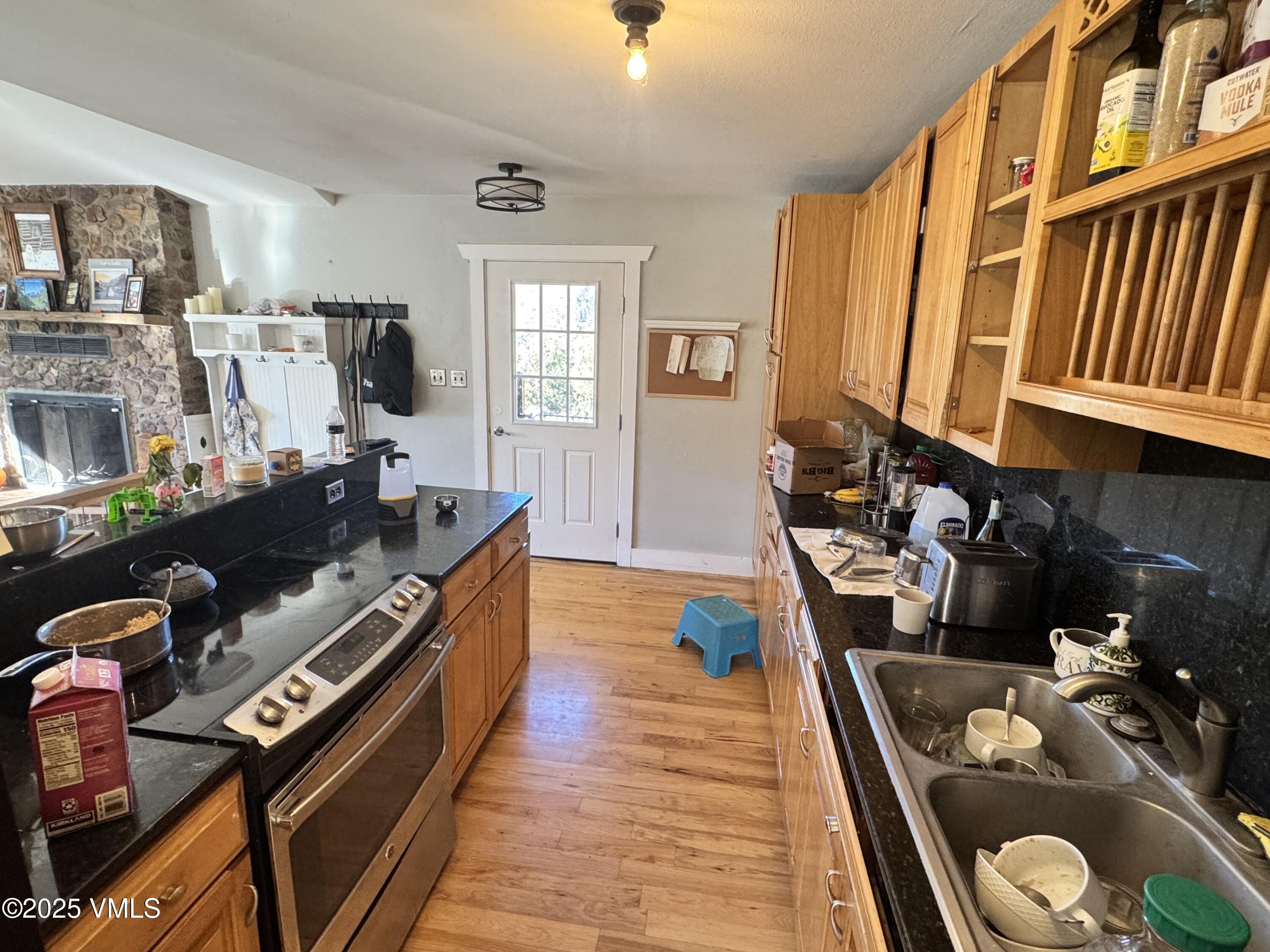 Eagle, Colorado 81631, United States, 4 Bedrooms Bedrooms, ,3 BathroomsBathrooms,Residential,Active,224125