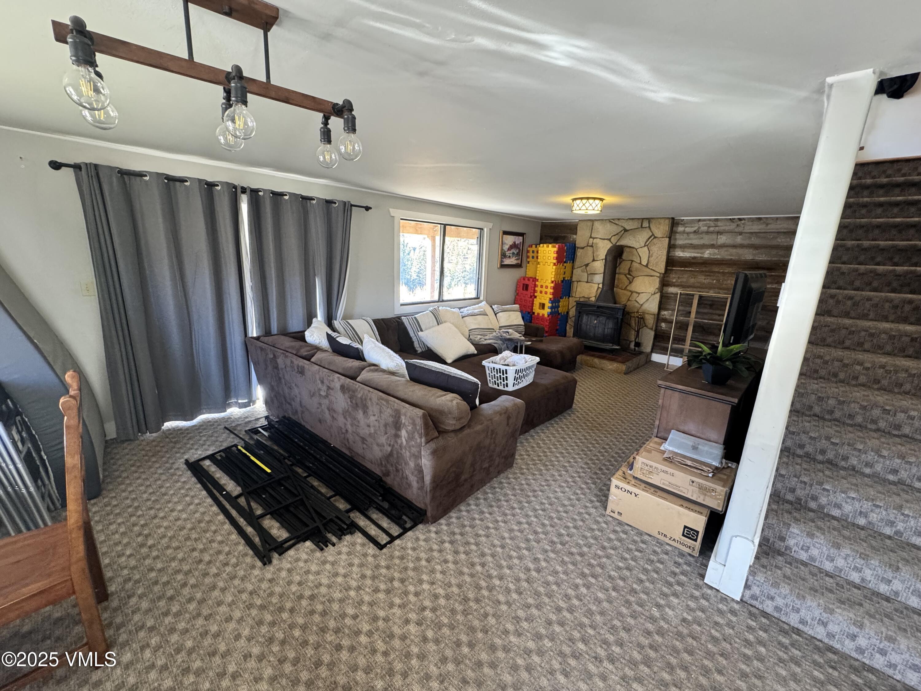 Eagle, Colorado 81631, United States, 4 Bedrooms Bedrooms, ,3 BathroomsBathrooms,Residential,Active,224125