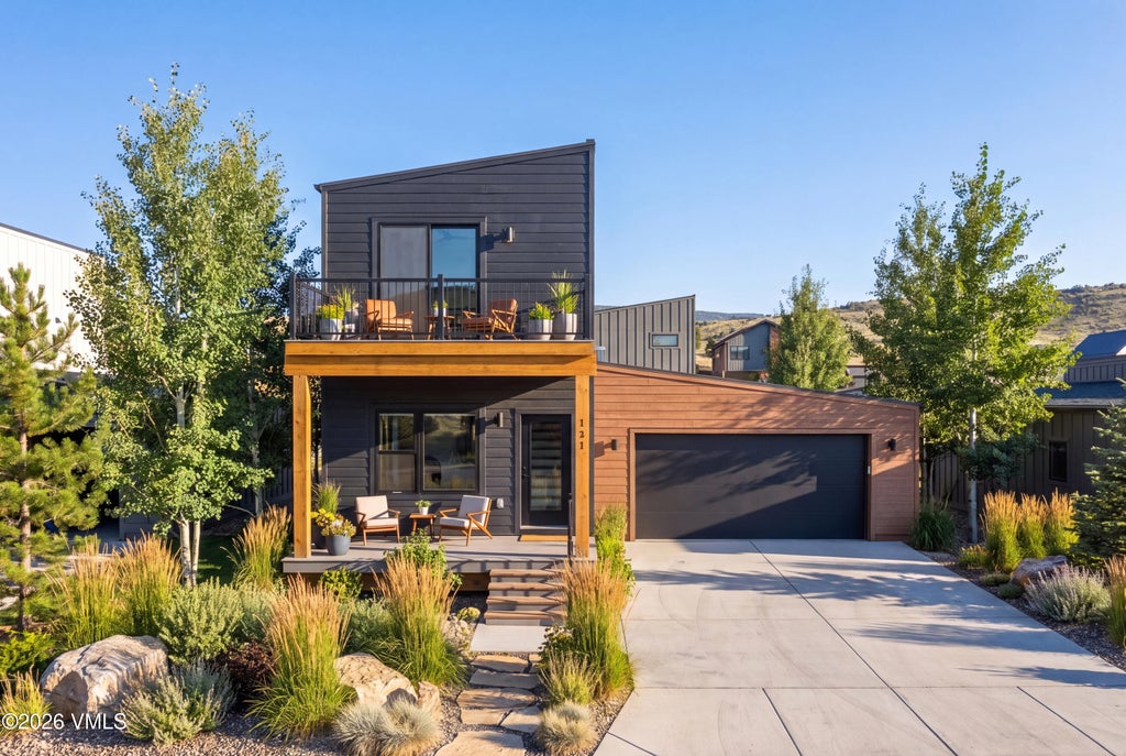 Photo of 131 Kali Lane, Gypsum, CO 81637 (MLS # 1015136)