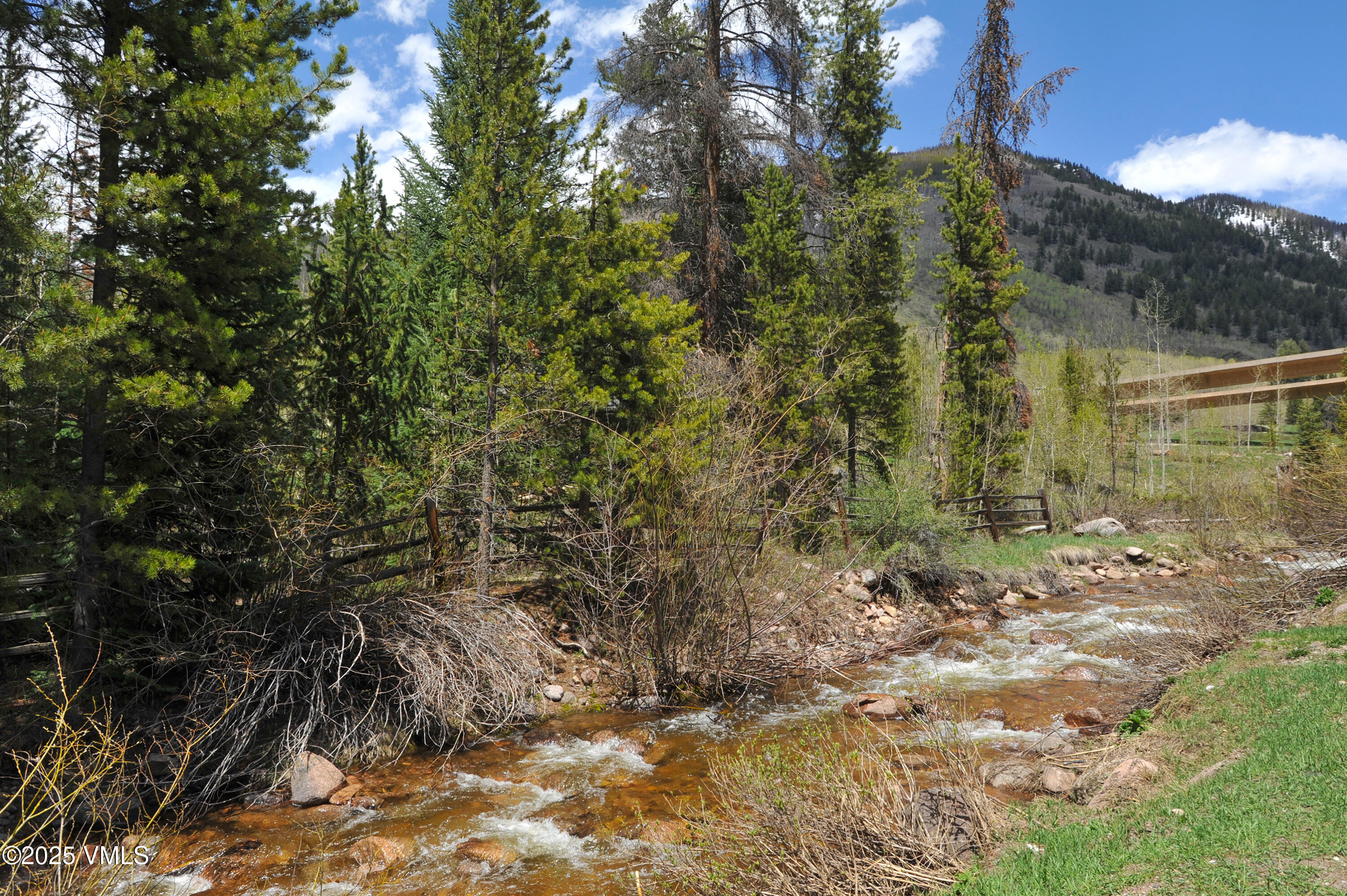 Vail, Colorado 81657, United States, 2 Bedrooms Bedrooms, ,2 BathroomsBathrooms,Residential,Active,117501
