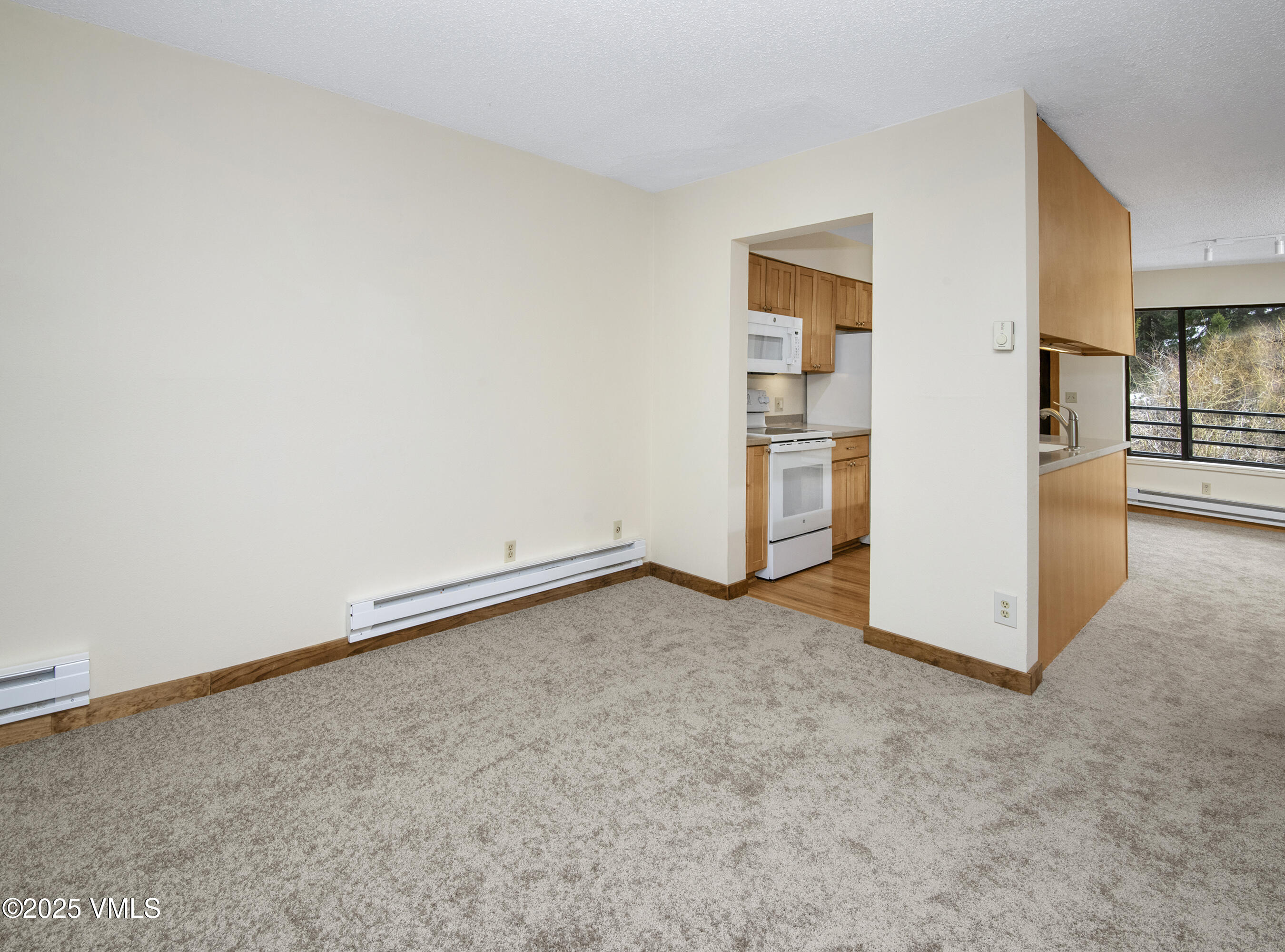 Vail, Colorado 81657, United States, 2 Bedrooms Bedrooms, ,2 BathroomsBathrooms,Residential,Active,117501