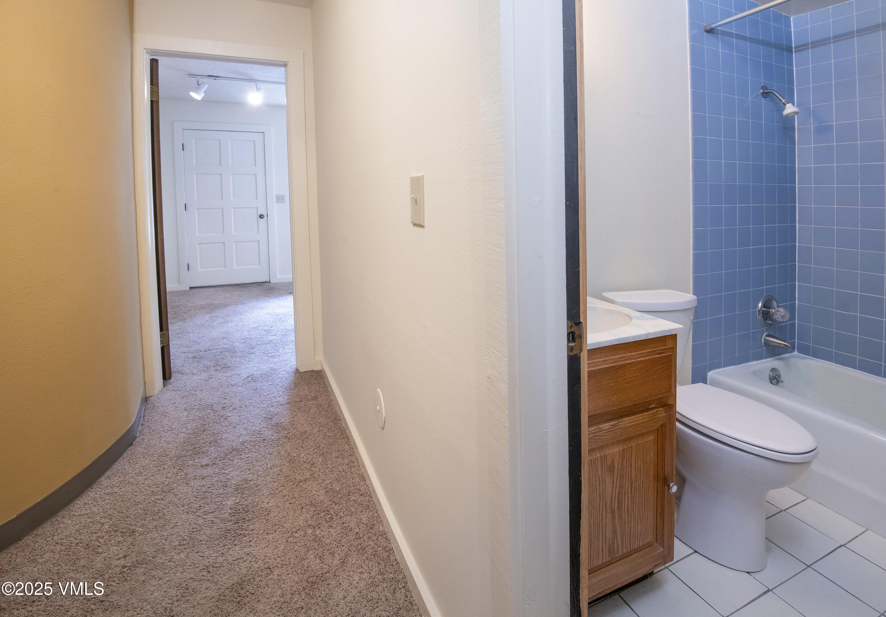 Vail, Colorado 81657, United States, 2 Bedrooms Bedrooms, ,2 BathroomsBathrooms,Residential,Active,117501