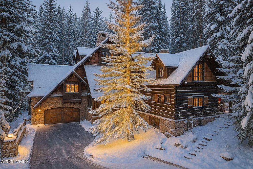 Photo of 3698 Daybreak Ridge, Avon, CO 81620 (MLS # 1013250)