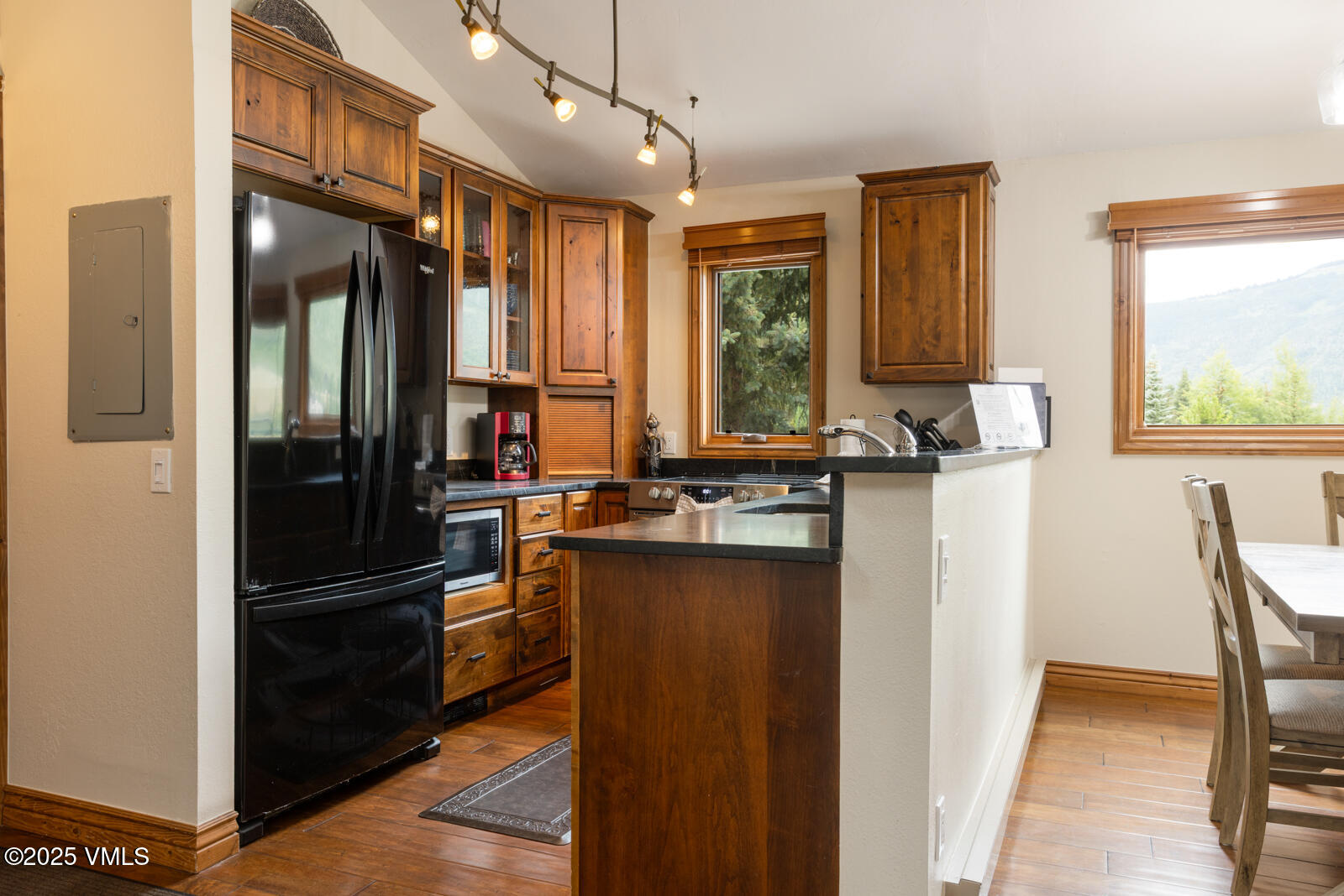 Vail, Colorado 81657, United States, 3 Bedrooms Bedrooms, ,3 BathroomsBathrooms,Residential,Active,178072