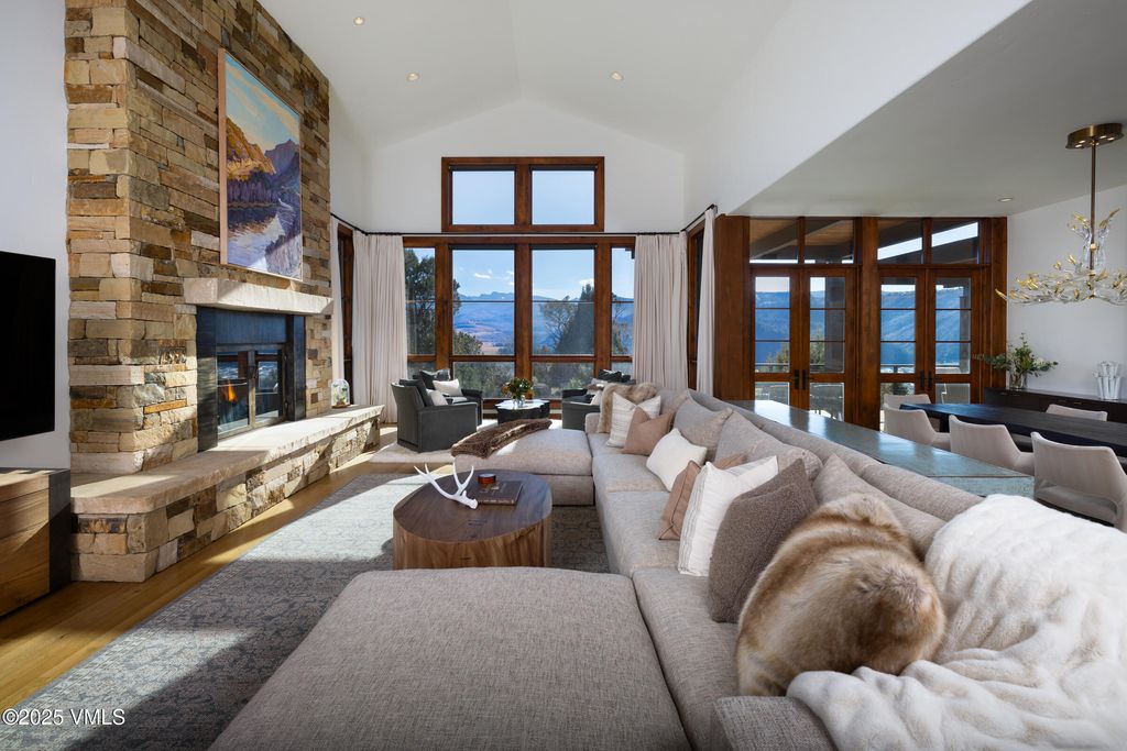 Photo of 802 Beard Creek Trail, Edwards, CO 81632 (MLS # 1013044)