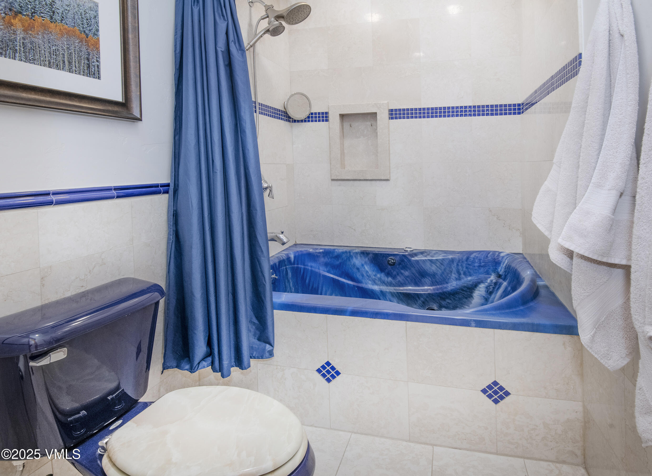 Vail, Colorado 81657, United States, 2 Bedrooms Bedrooms, ,2 BathroomsBathrooms,Residential,Pending,84109