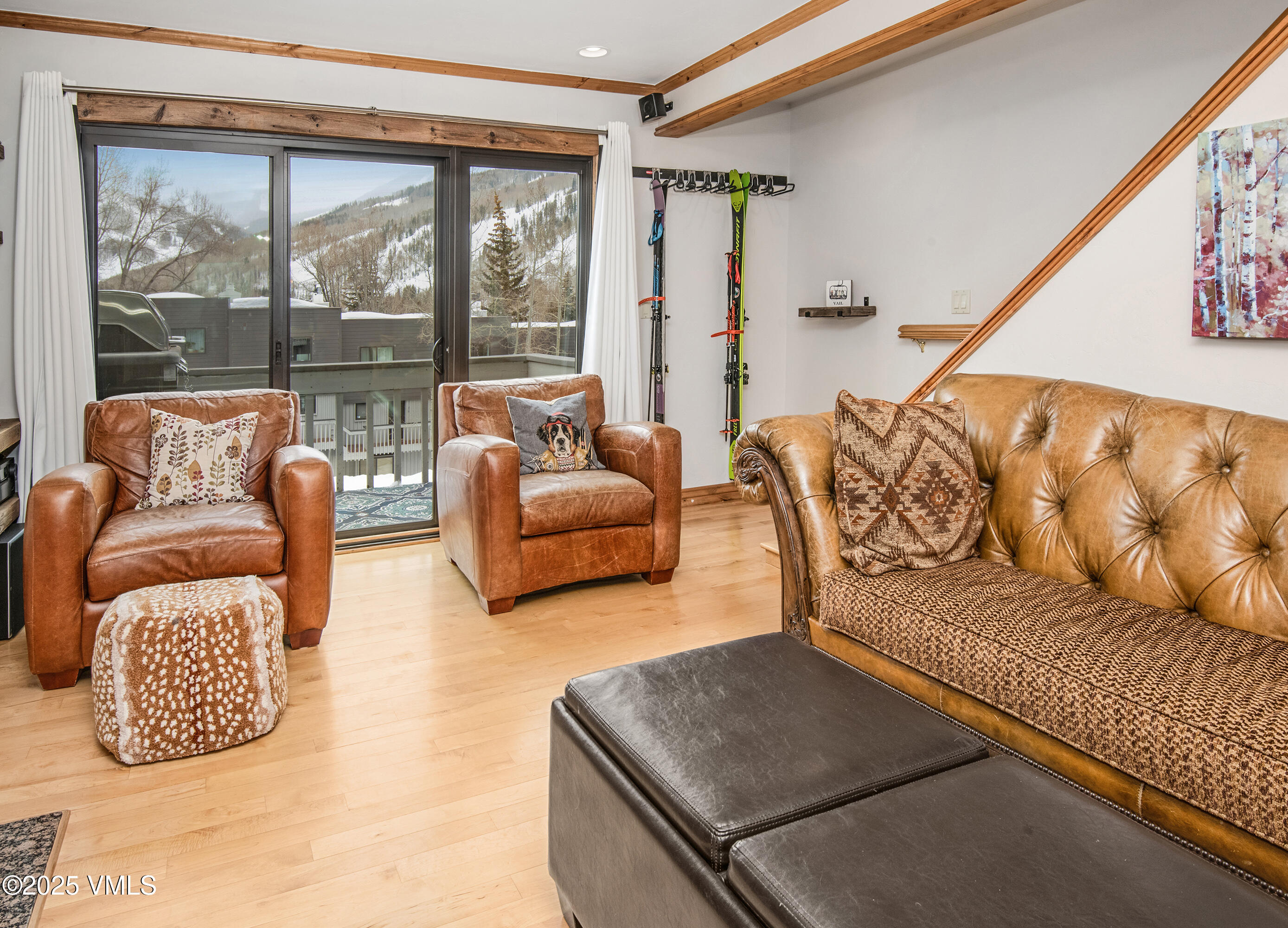 Vail, Colorado 81657, United States, 2 Bedrooms Bedrooms, ,2 BathroomsBathrooms,Residential,Pending,84109