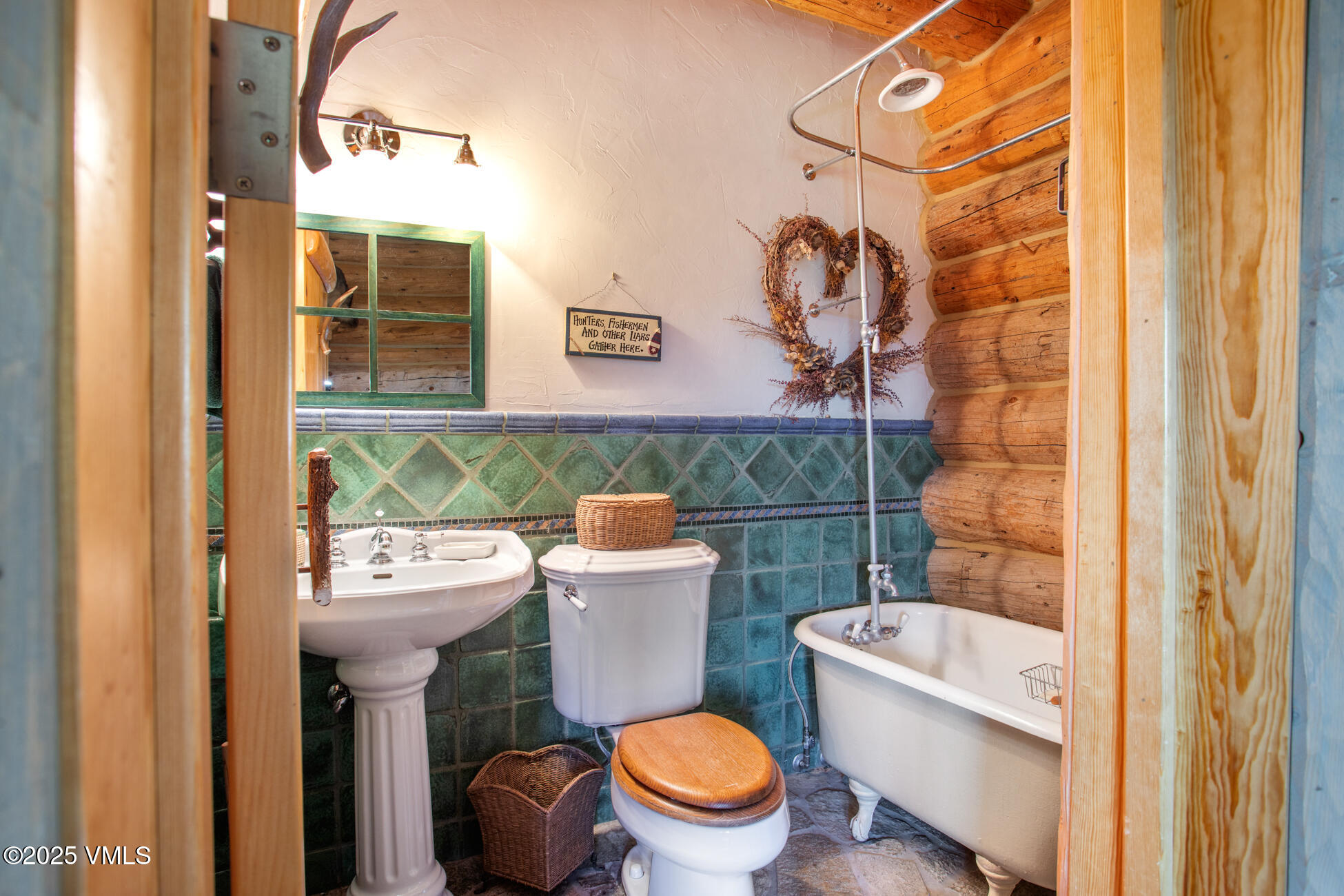 Eagle, Colorado 81631, United States, 2 Bedrooms Bedrooms, ,2 BathroomsBathrooms,Residential,Active,223337