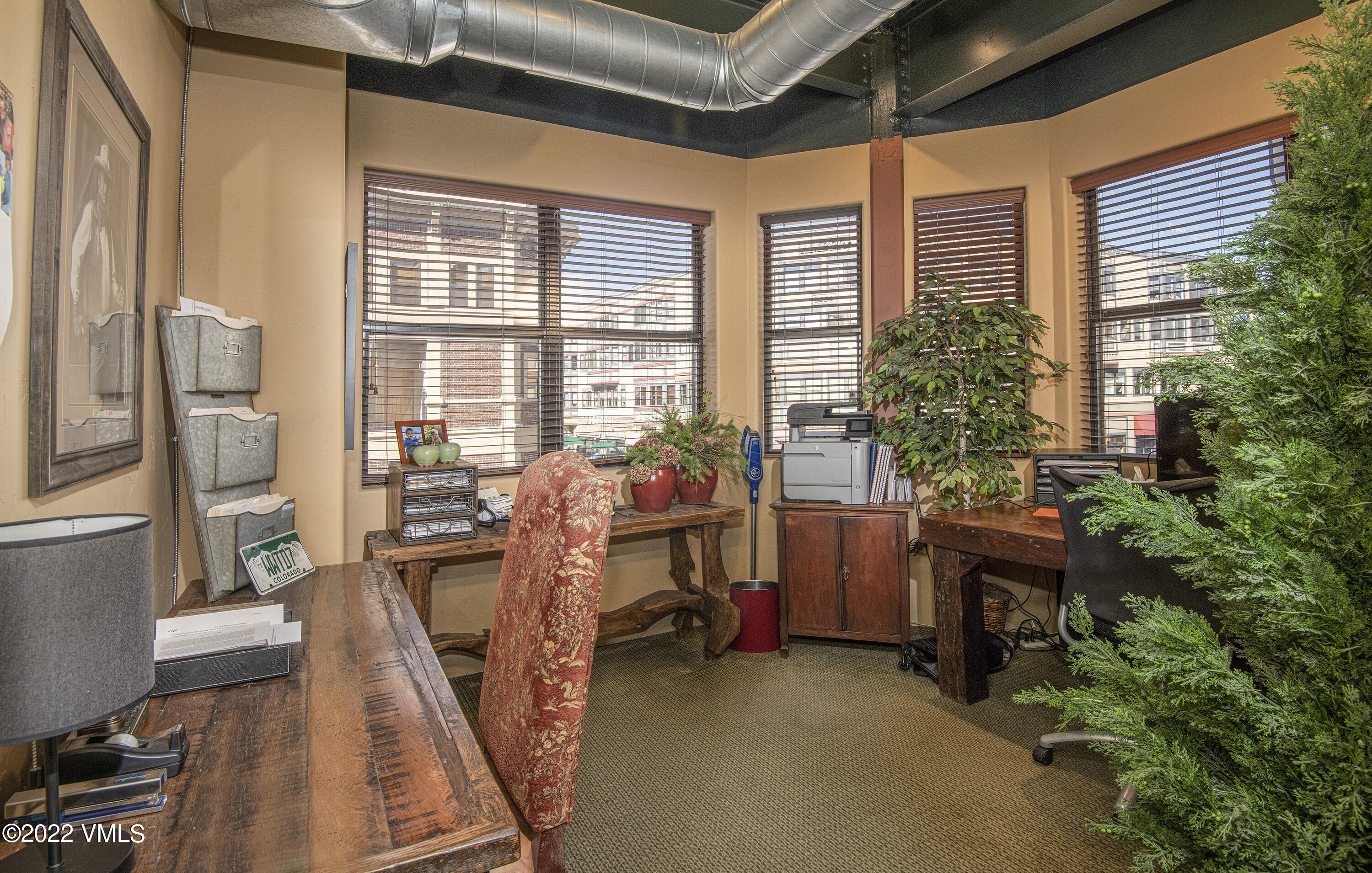 Edwards, Colorado 81632, United States, ,Commercial,Pending,74374