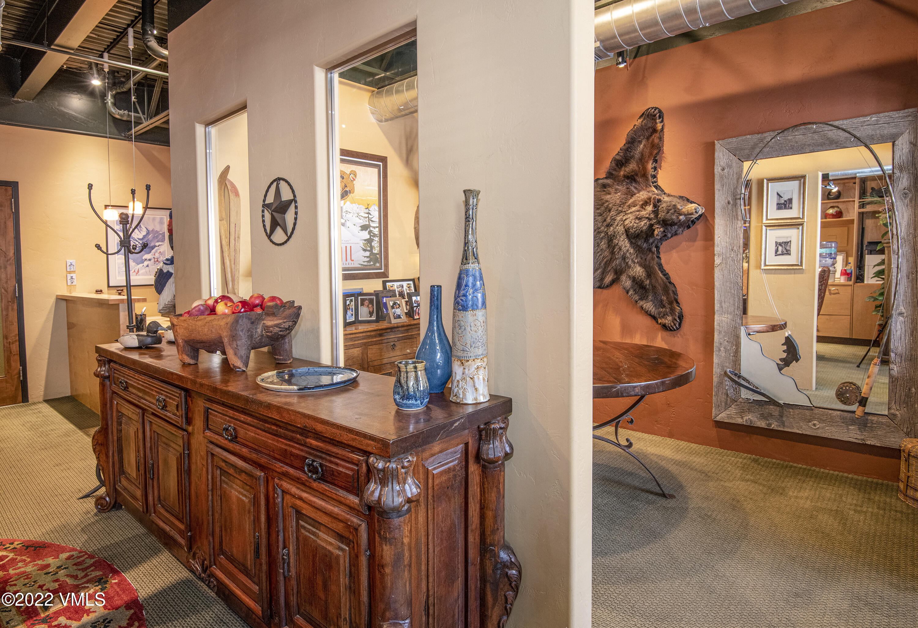 Edwards, Colorado 81632, United States, ,Commercial,Pending,74374