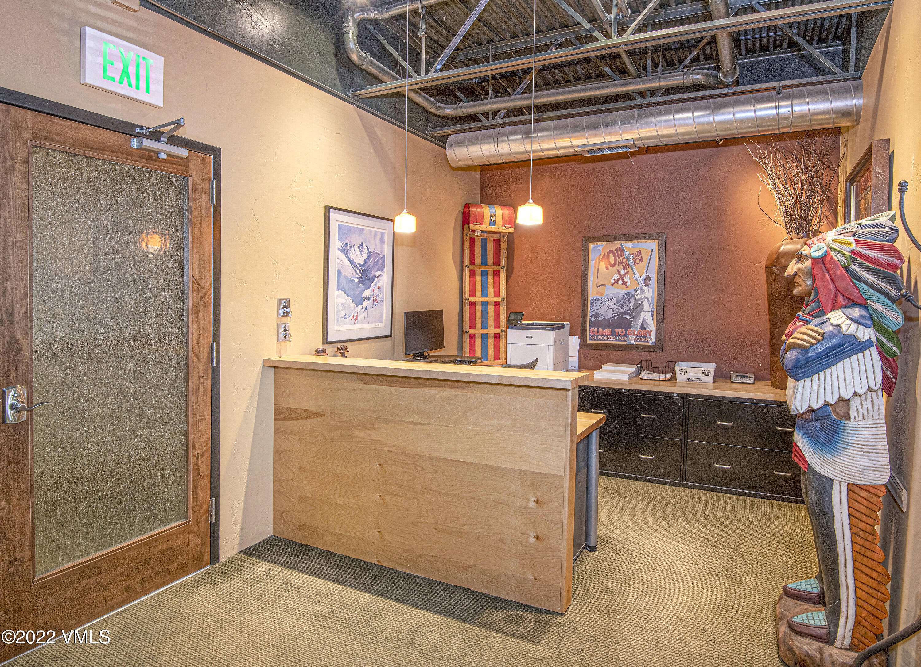 Edwards, Colorado 81632, United States, ,Commercial,Pending,74374