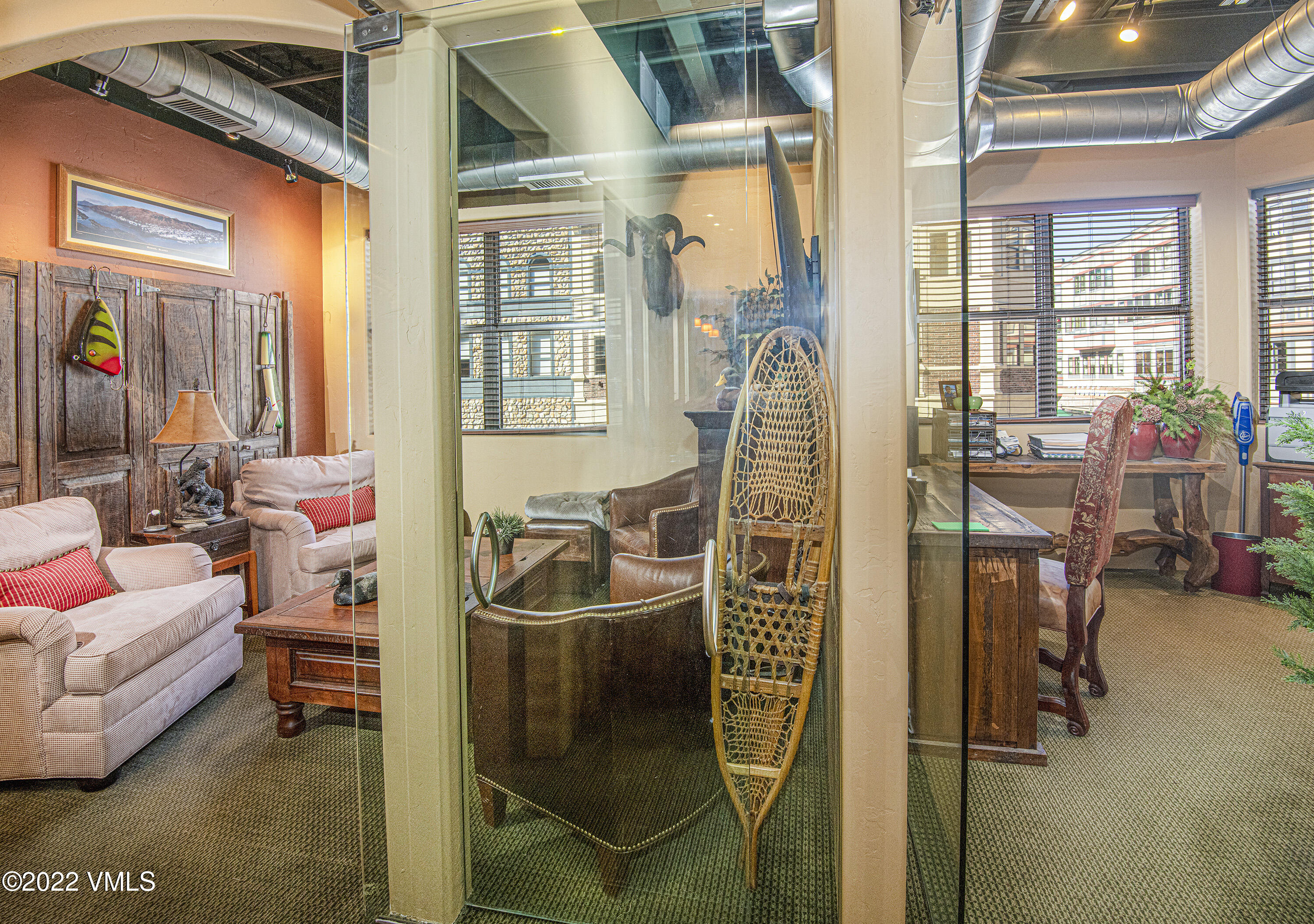 Edwards, Colorado 81632, United States, ,Commercial,Pending,74374