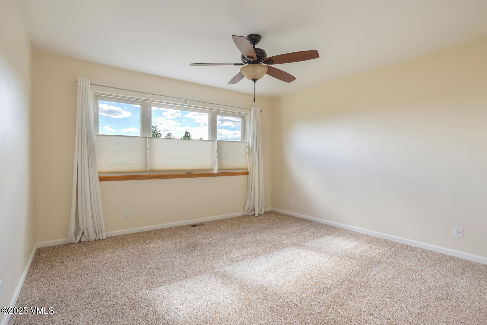 Eagle, Colorado 81631, United States, 4 Bedrooms Bedrooms, ,3 BathroomsBathrooms,Residential,Active,161276