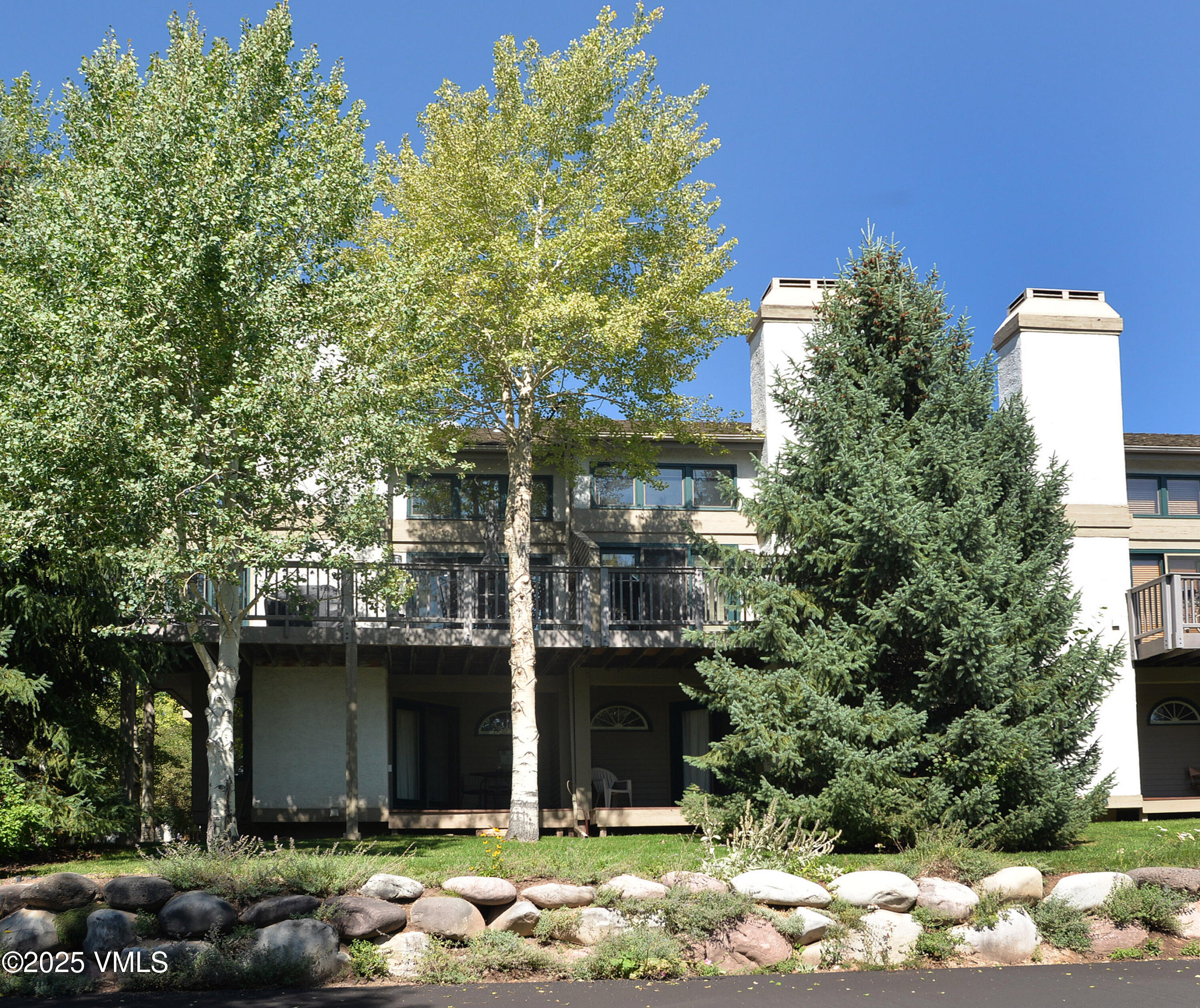 Edwards, Colorado 81632, United States, 2 Bedrooms Bedrooms, ,2 BathroomsBathrooms,Residential,Pending,154945