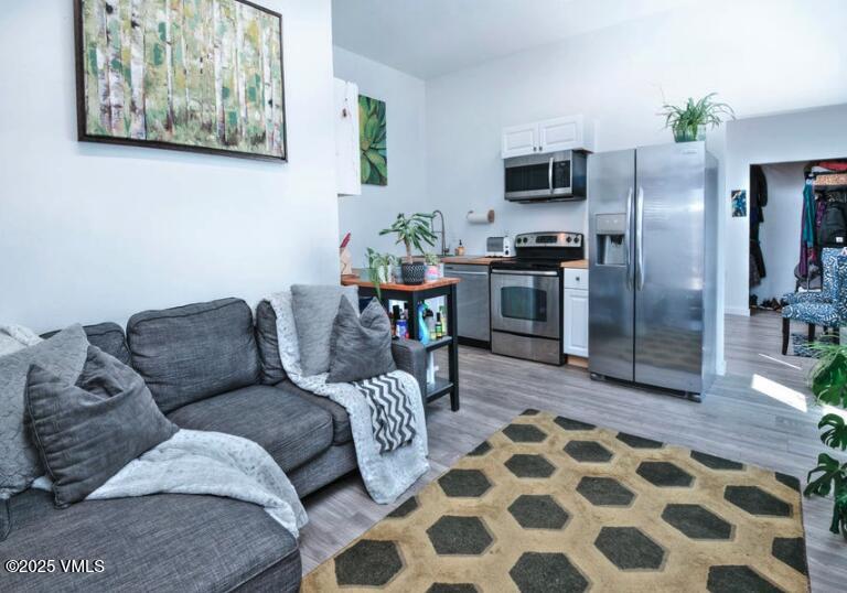 Eagle, Colorado 81631, United States, ,Commercial,Active,135074