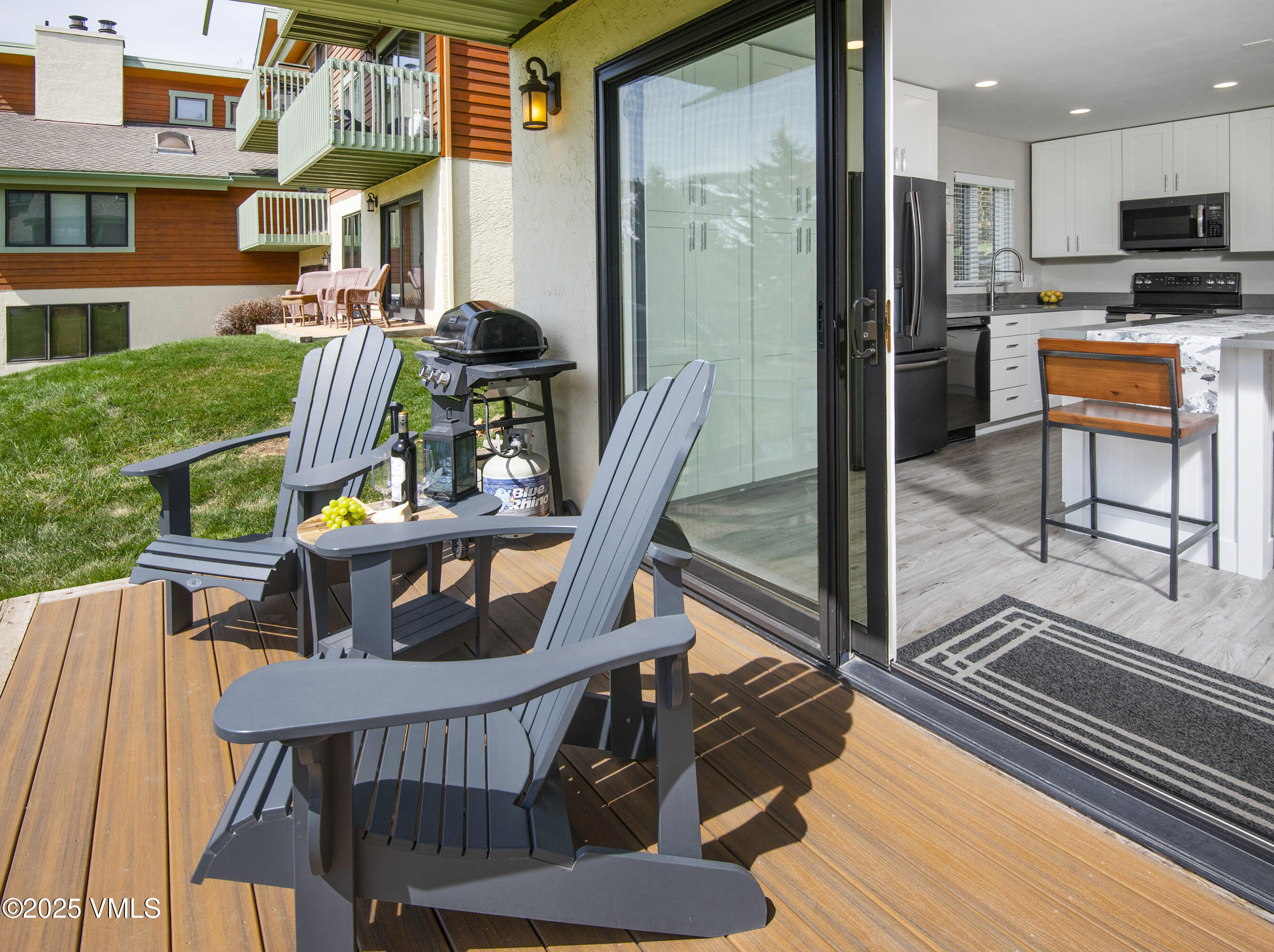 Avon, Colorado 81620, United States, 3 Bedrooms Bedrooms, ,2 BathroomsBathrooms,Residential,Pending,106199