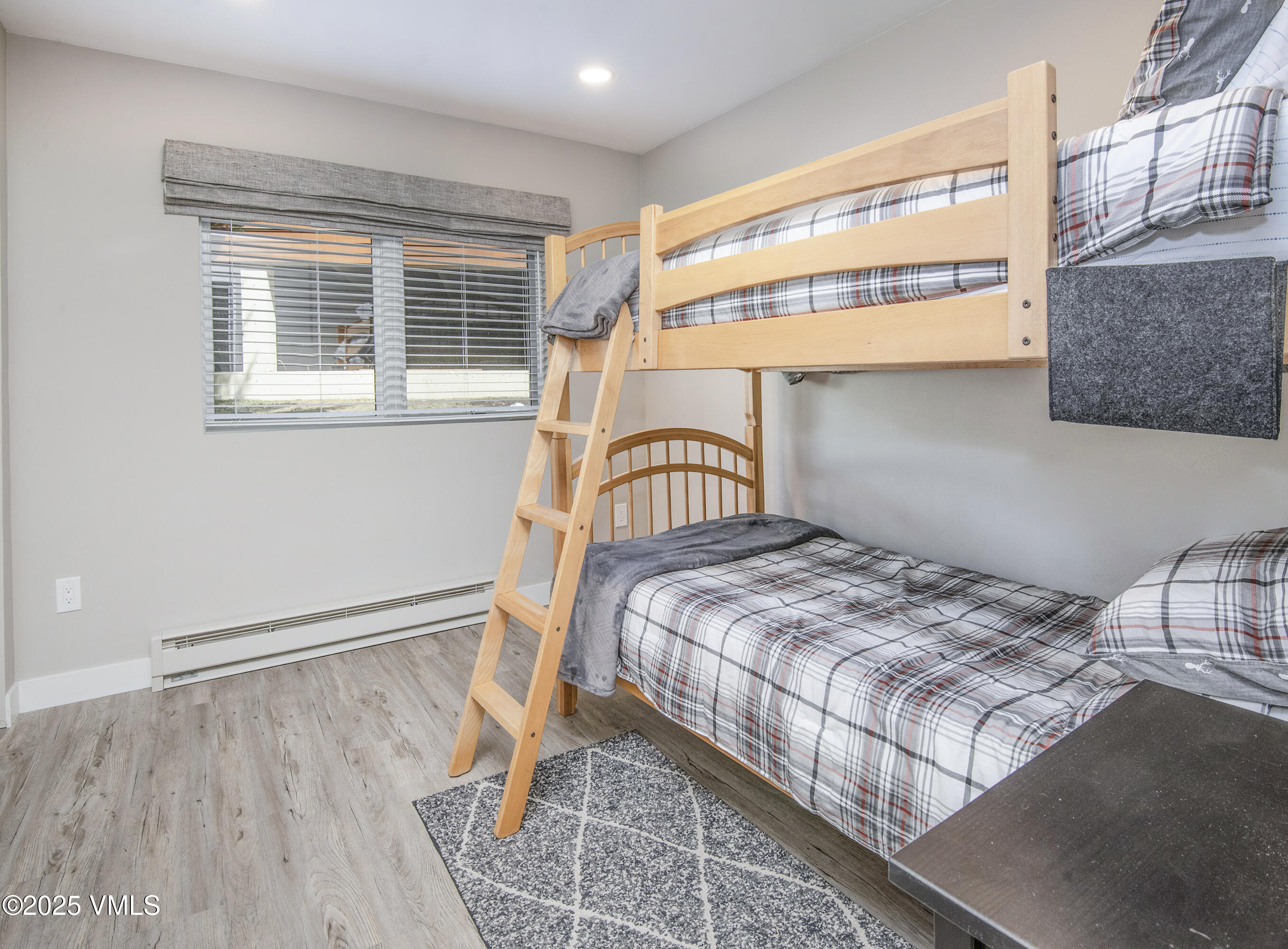 Avon, Colorado 81620, United States, 3 Bedrooms Bedrooms, ,2 BathroomsBathrooms,Residential,Pending,106199