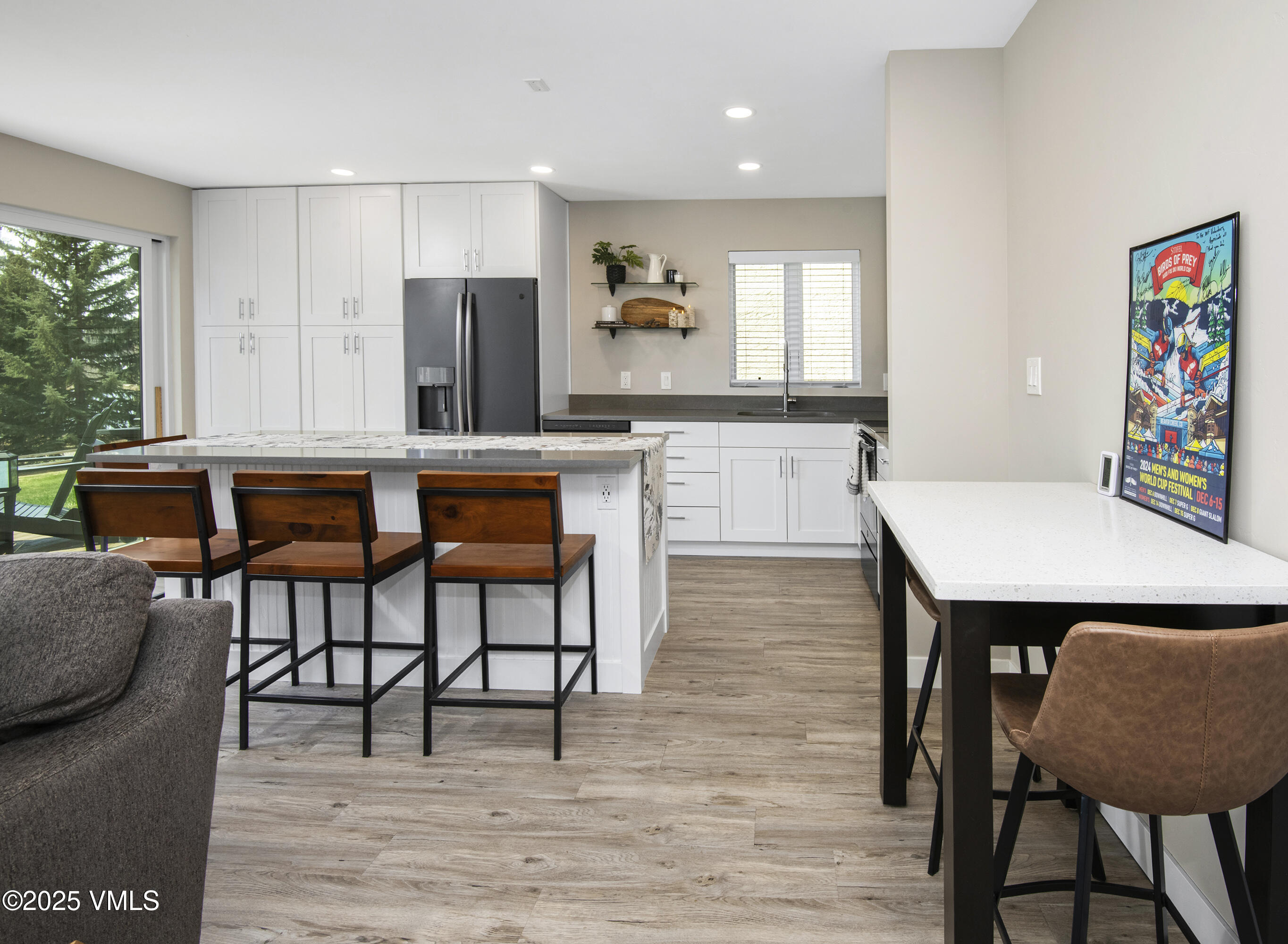 Avon, Colorado 81620, United States, 3 Bedrooms Bedrooms, ,2 BathroomsBathrooms,Residential,Pending,106199