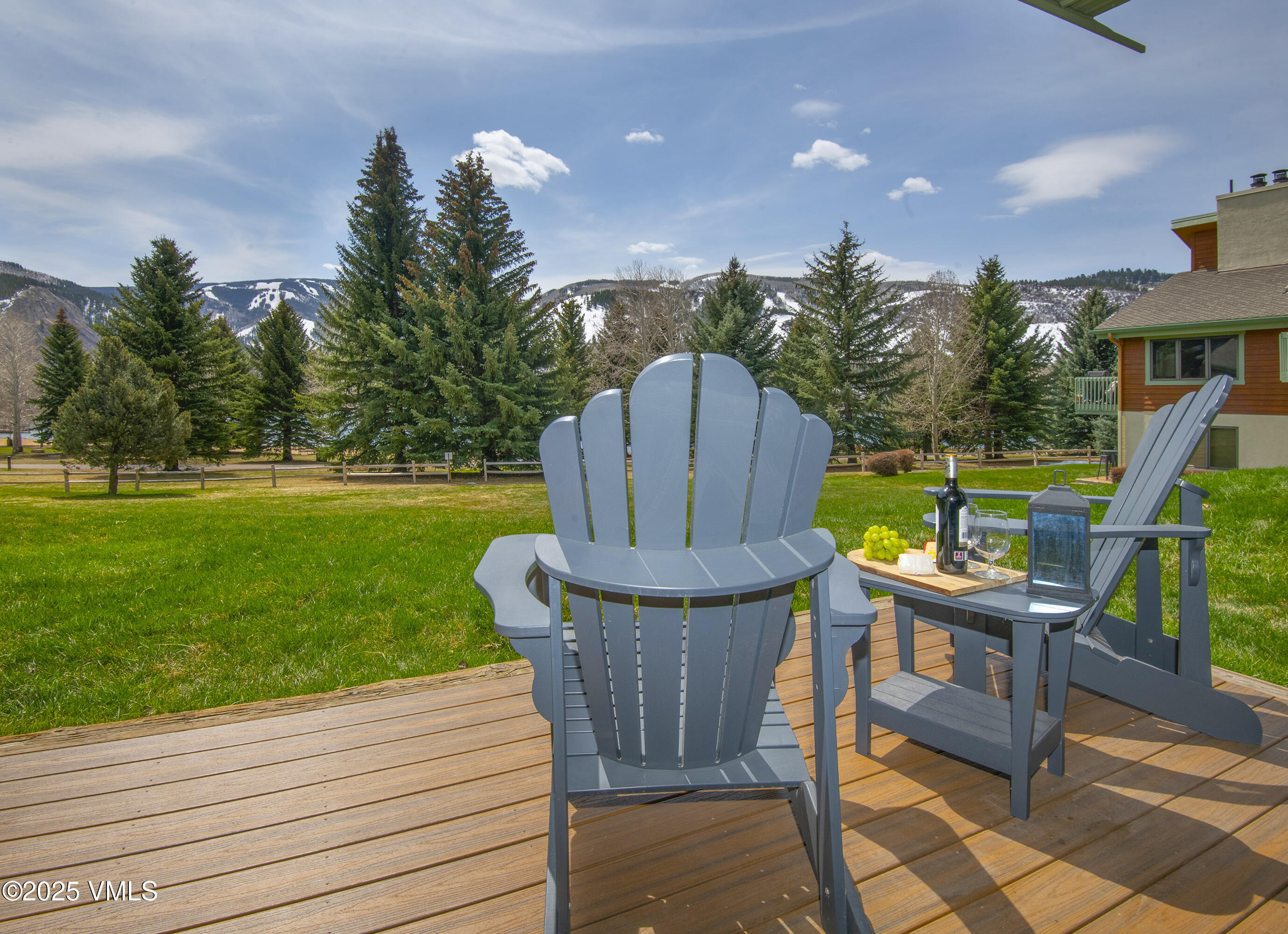 Avon, Colorado 81620, United States, 3 Bedrooms Bedrooms, ,2 BathroomsBathrooms,Residential,Pending,106199