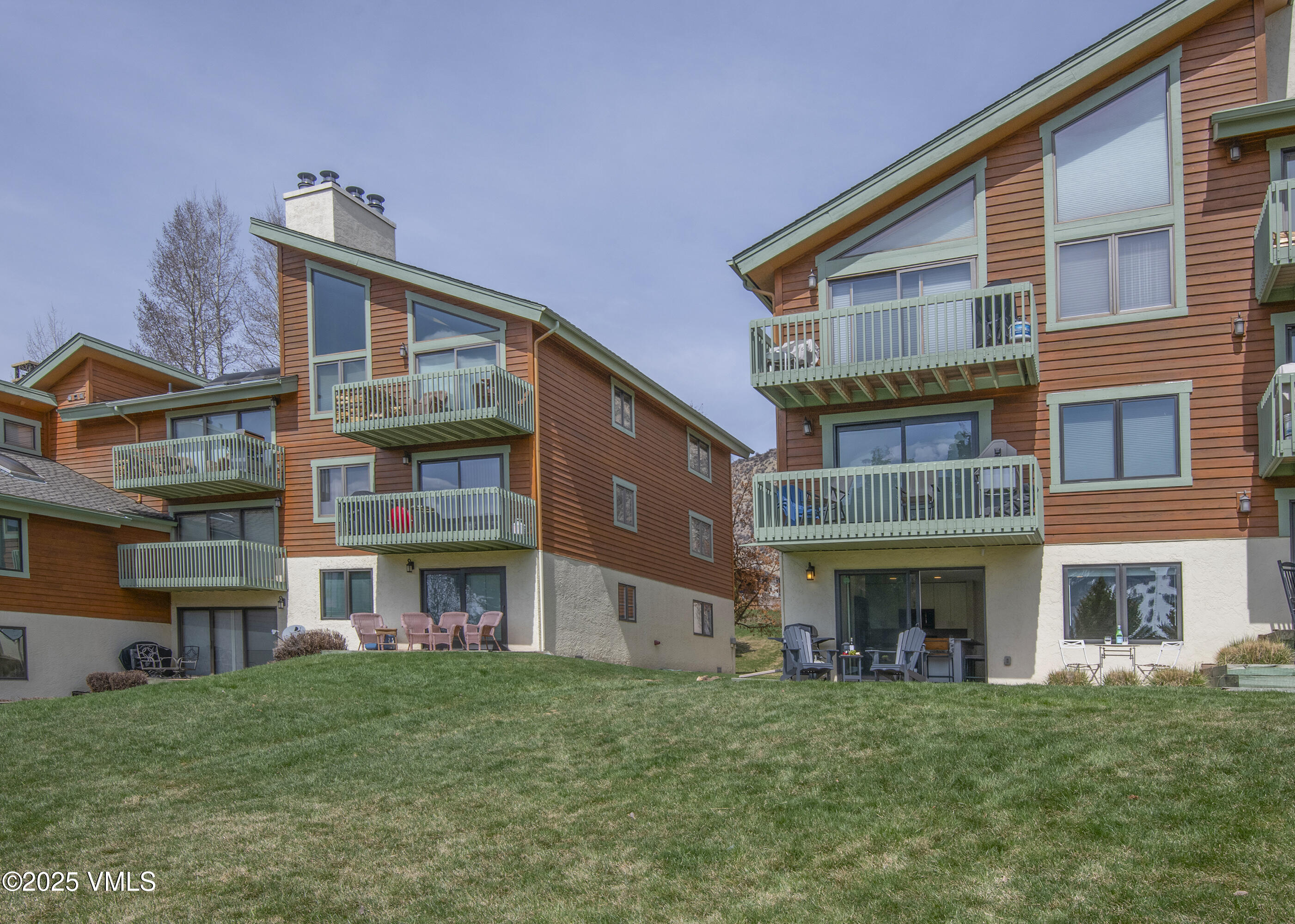 Avon, Colorado 81620, United States, 3 Bedrooms Bedrooms, ,2 BathroomsBathrooms,Residential,Pending,106199