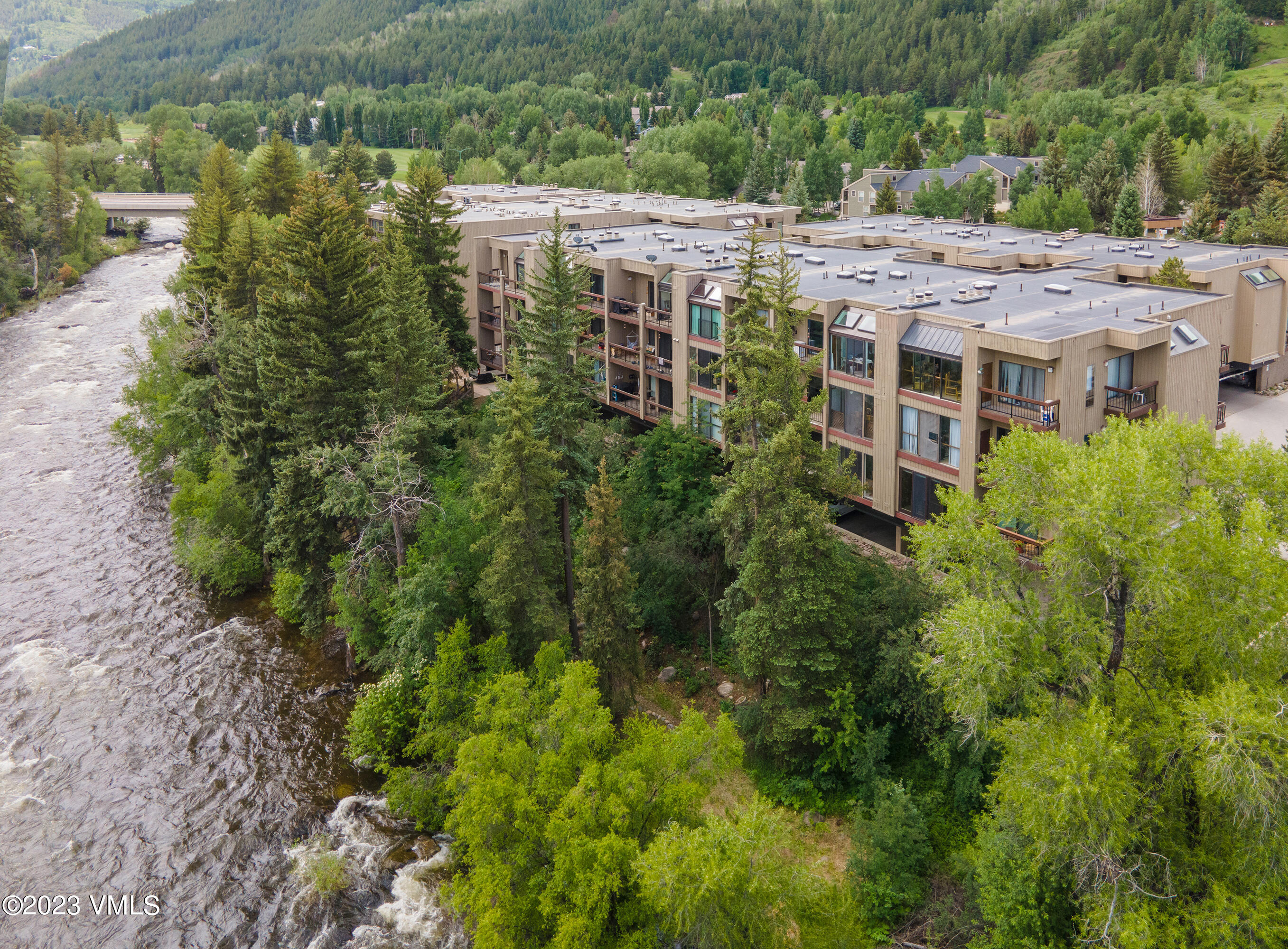 Eagle-Vail, Colorado 81620, United States, 2 Bedrooms Bedrooms, ,2 BathroomsBathrooms,Residential,Pending,70859