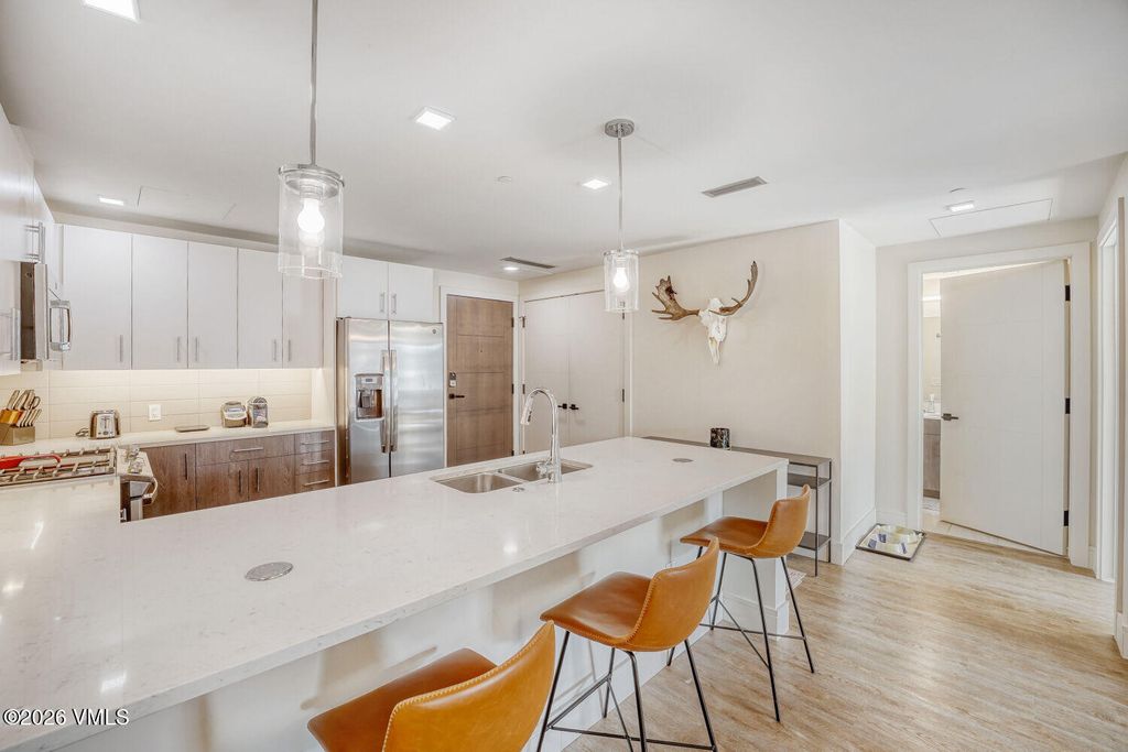 Photo of 430 S Frontage Road E #RU-H, Vail, CO 81657 (MLS # 1013903)