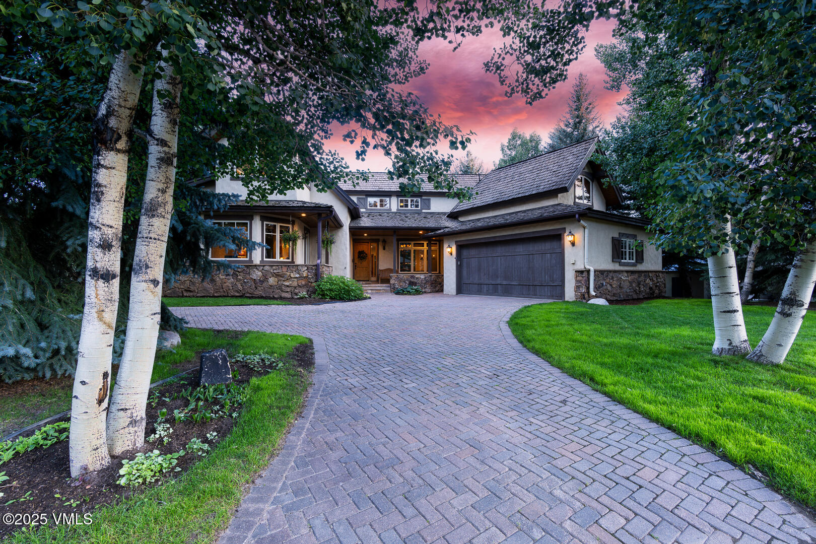 Edwards, Colorado 81632, United States, 5 Bedrooms Bedrooms, ,5 BathroomsBathrooms,Residential,Active,181704