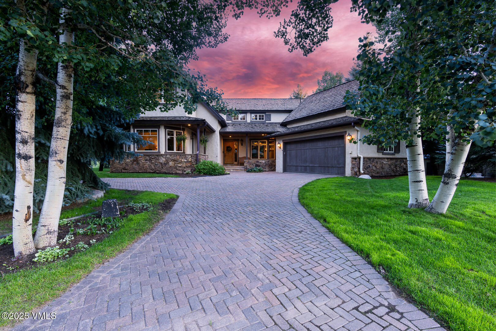 Edwards, Colorado 81632, United States, 5 Bedrooms Bedrooms, ,5 BathroomsBathrooms,Residential,Active,181704