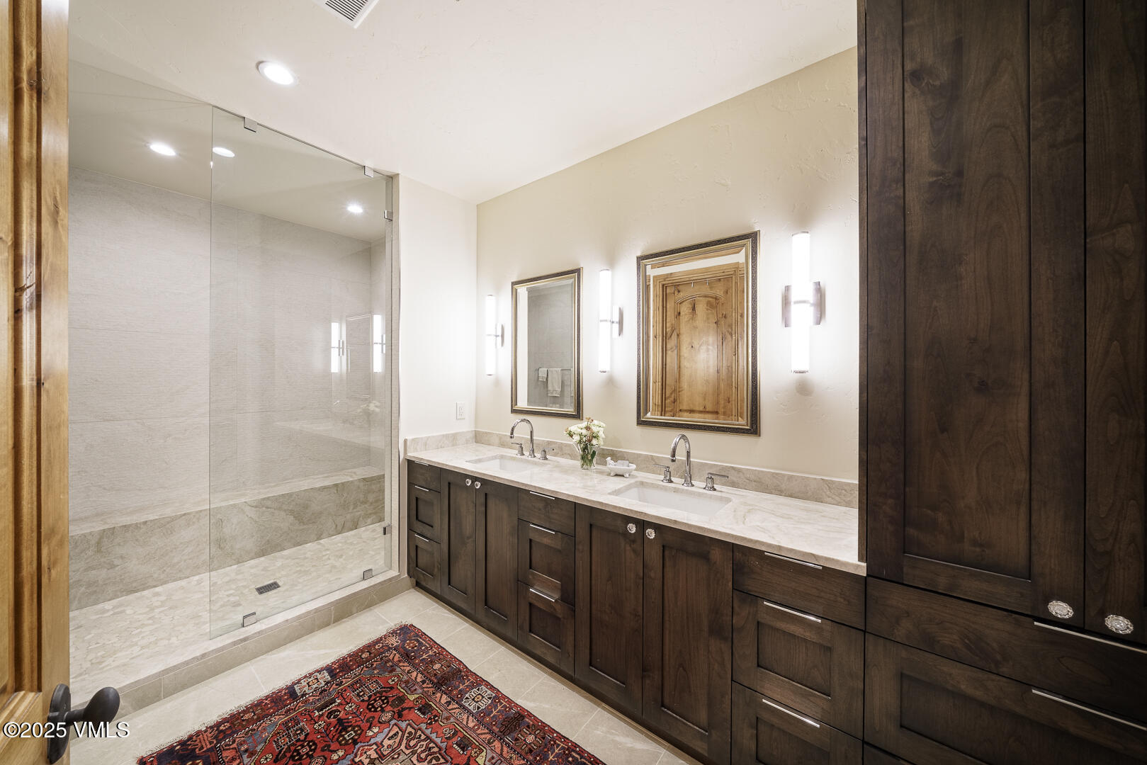 Edwards, Colorado 81632, United States, 5 Bedrooms Bedrooms, ,5 BathroomsBathrooms,Residential,Active,181704